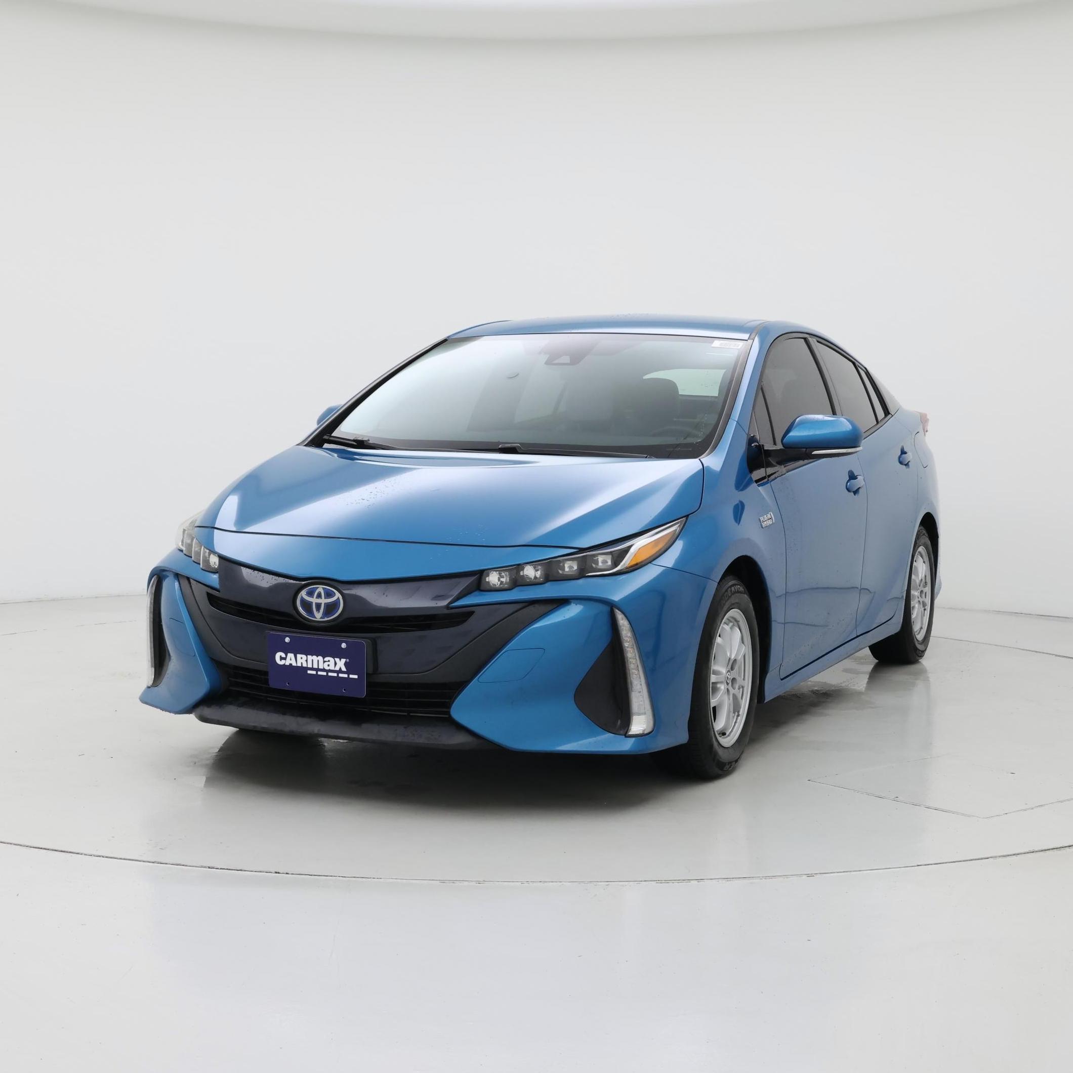 Thumbnail: 2017 Toyota Prius Prime - 4