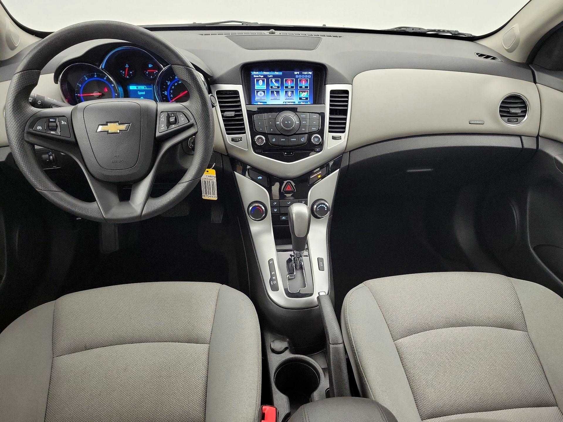 Thumbnail: 2016 Chevrolet Cruze - 9