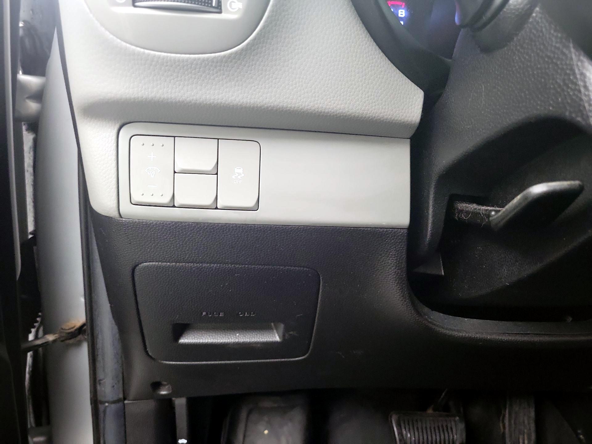 Thumbnail: 2015 Kia Soul - 13