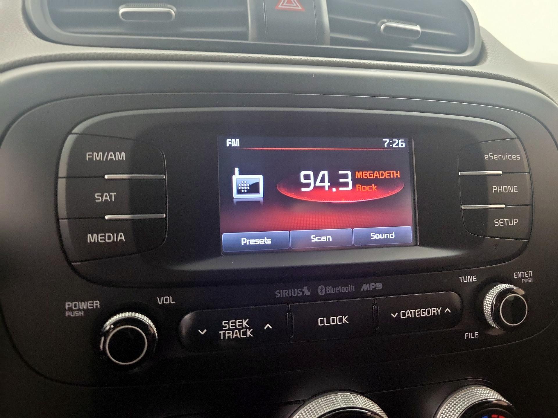Thumbnail: 2015 Kia Soul - 15