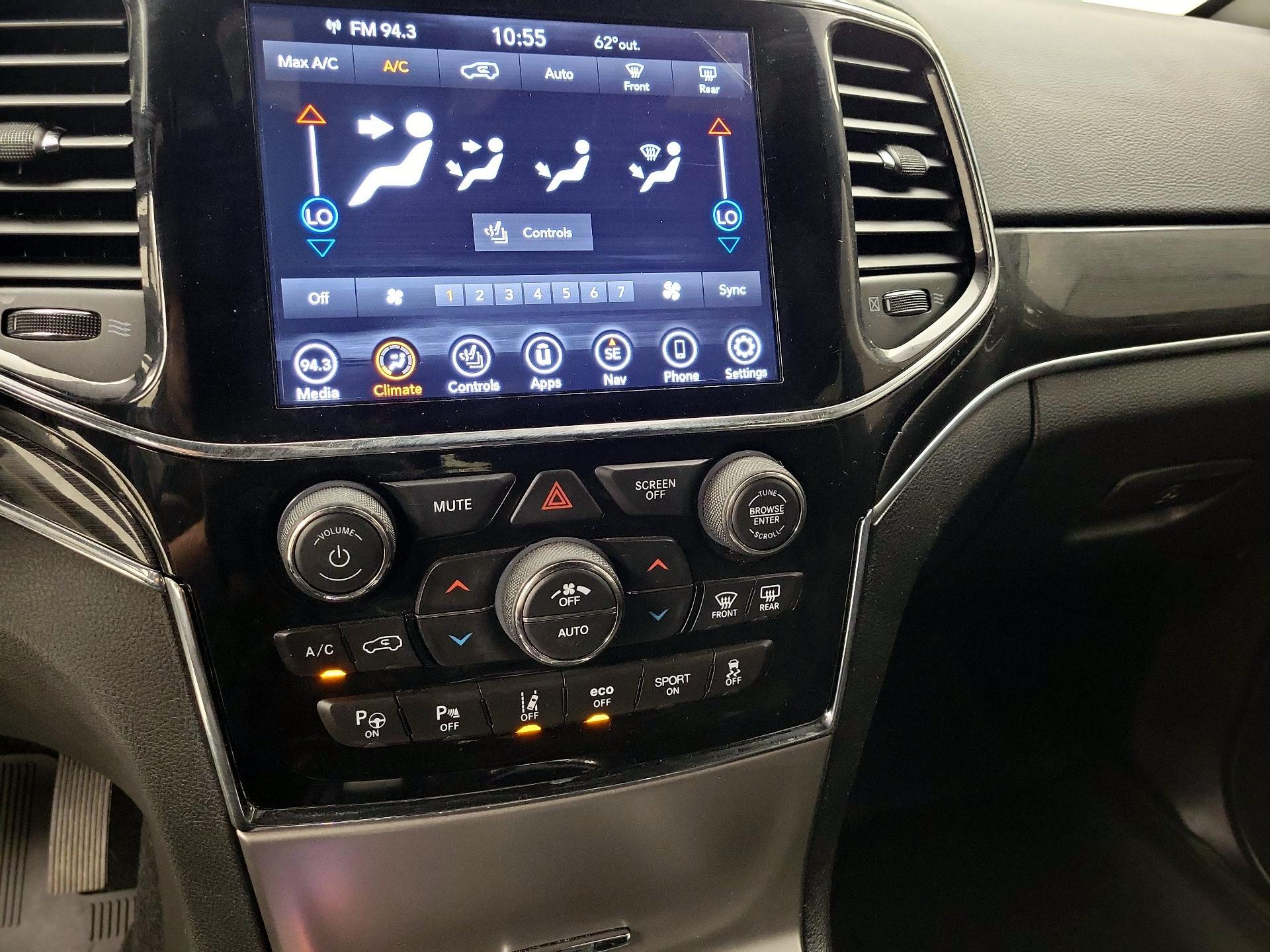 Thumbnail: 2019 Jeep Grand Cherokee - 17