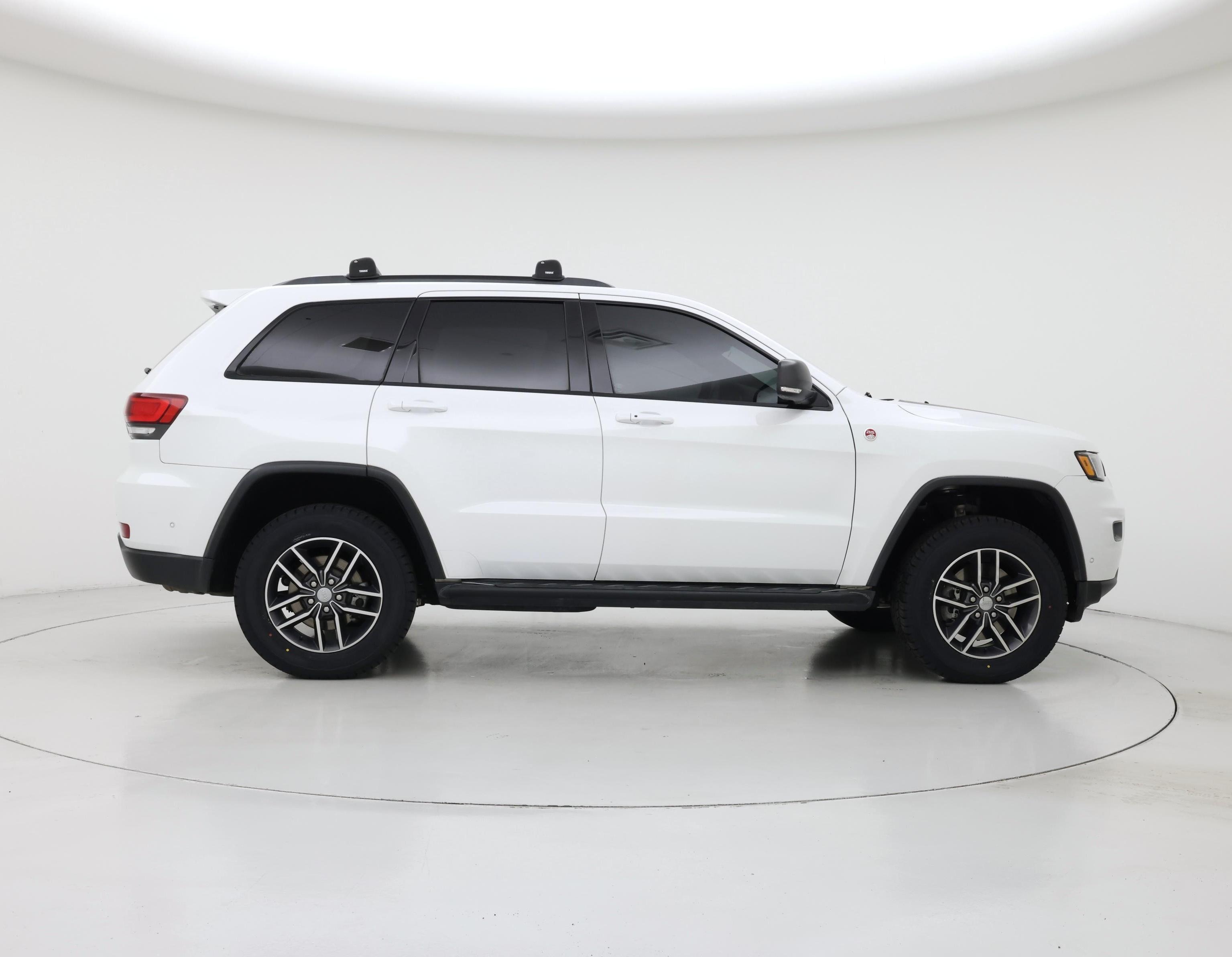 Thumbnail: 2019 Jeep Grand Cherokee - 7