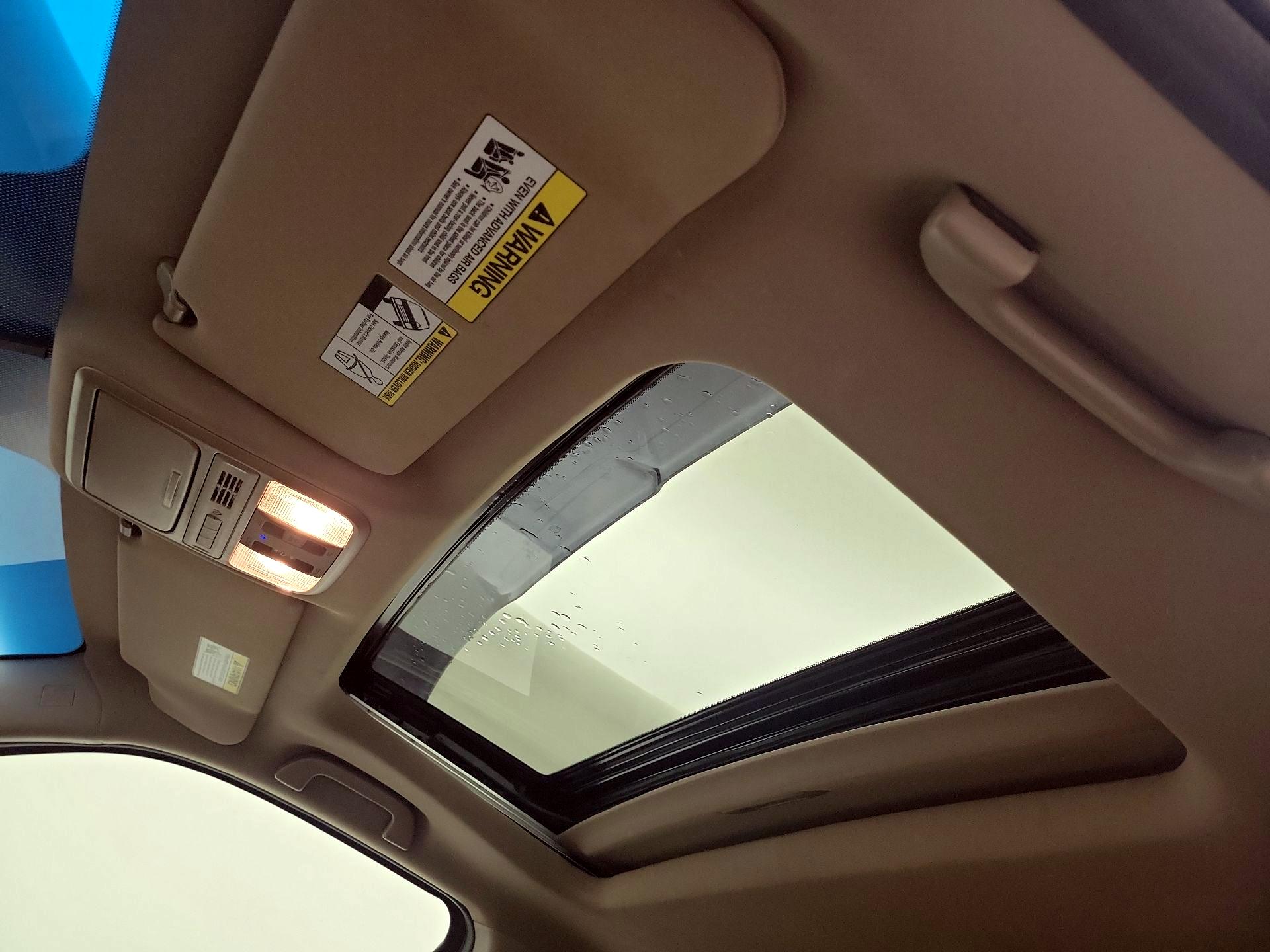 Thumbnail: 2015 Honda Pilot - 19