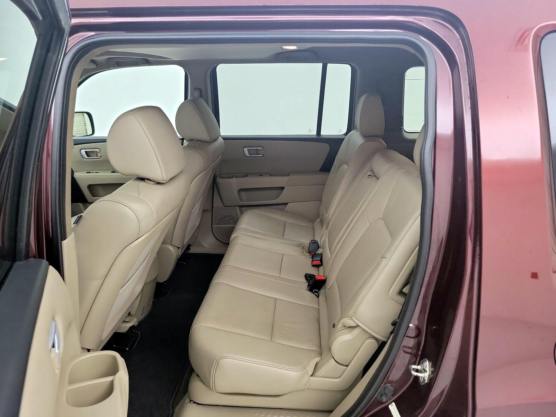 Thumbnail: 2015 Honda Pilot - 20