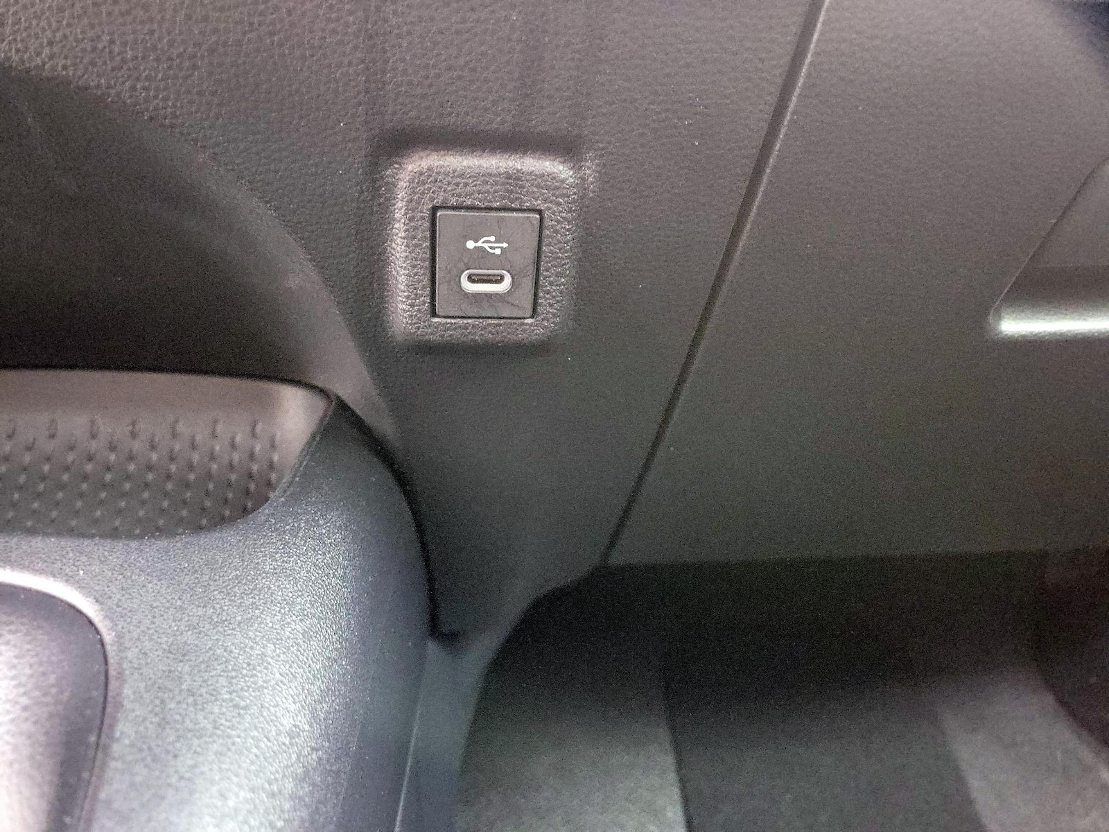 2024 Honda Accord Hybrid EX-L - Photo 19