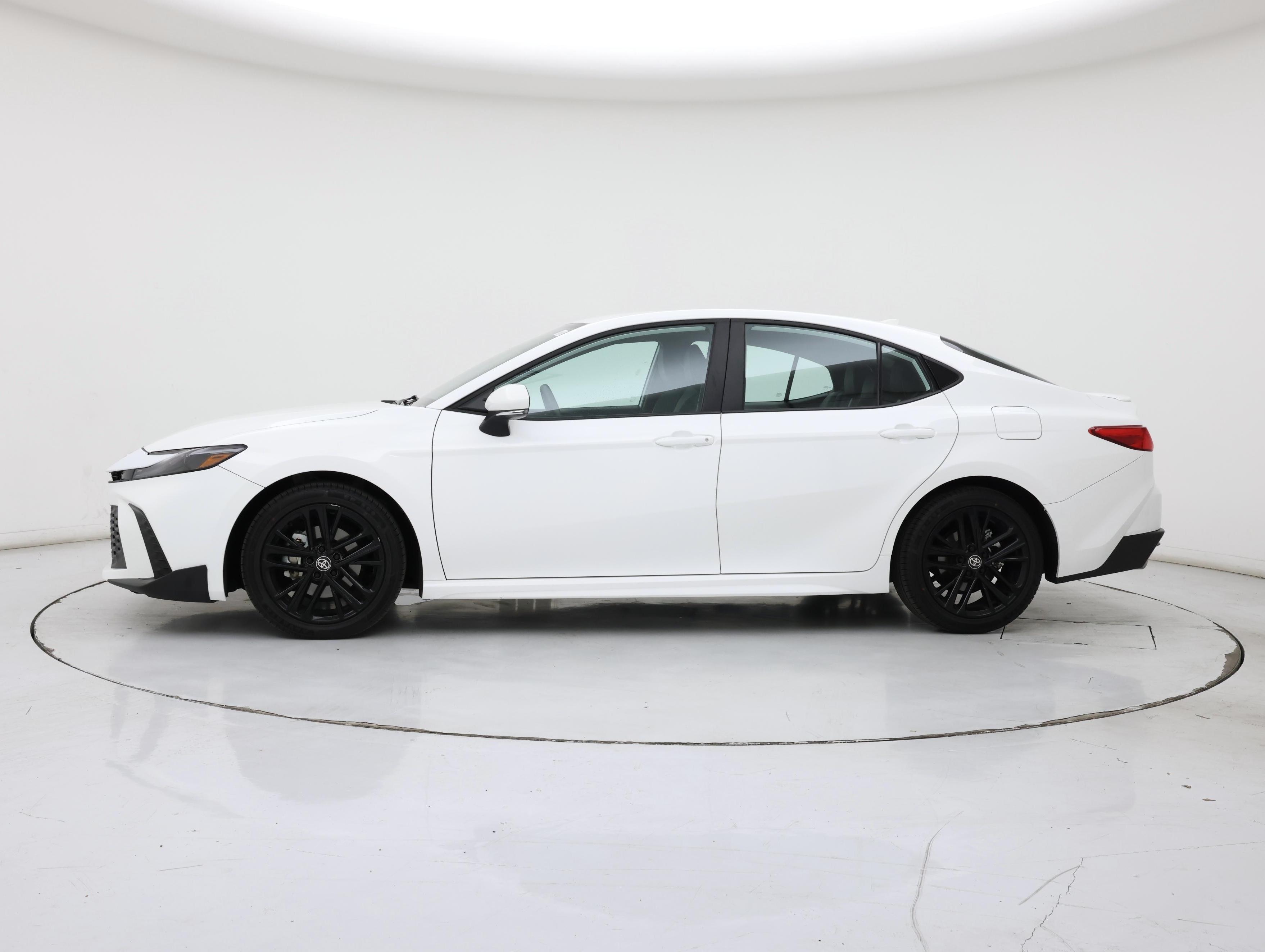 Thumbnail: 2025 Toyota Camry - 3