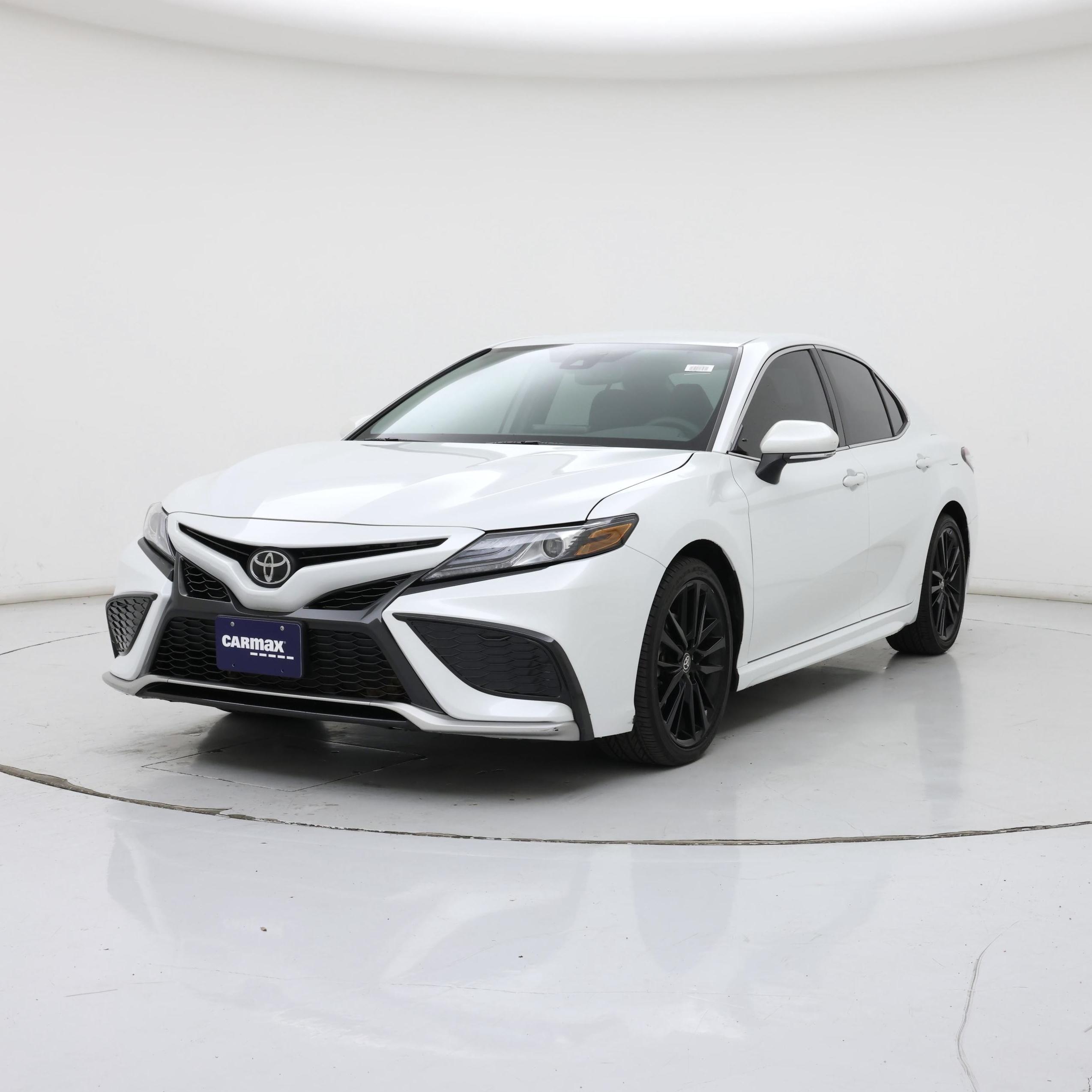 Thumbnail: 2023 Toyota Camry - 4