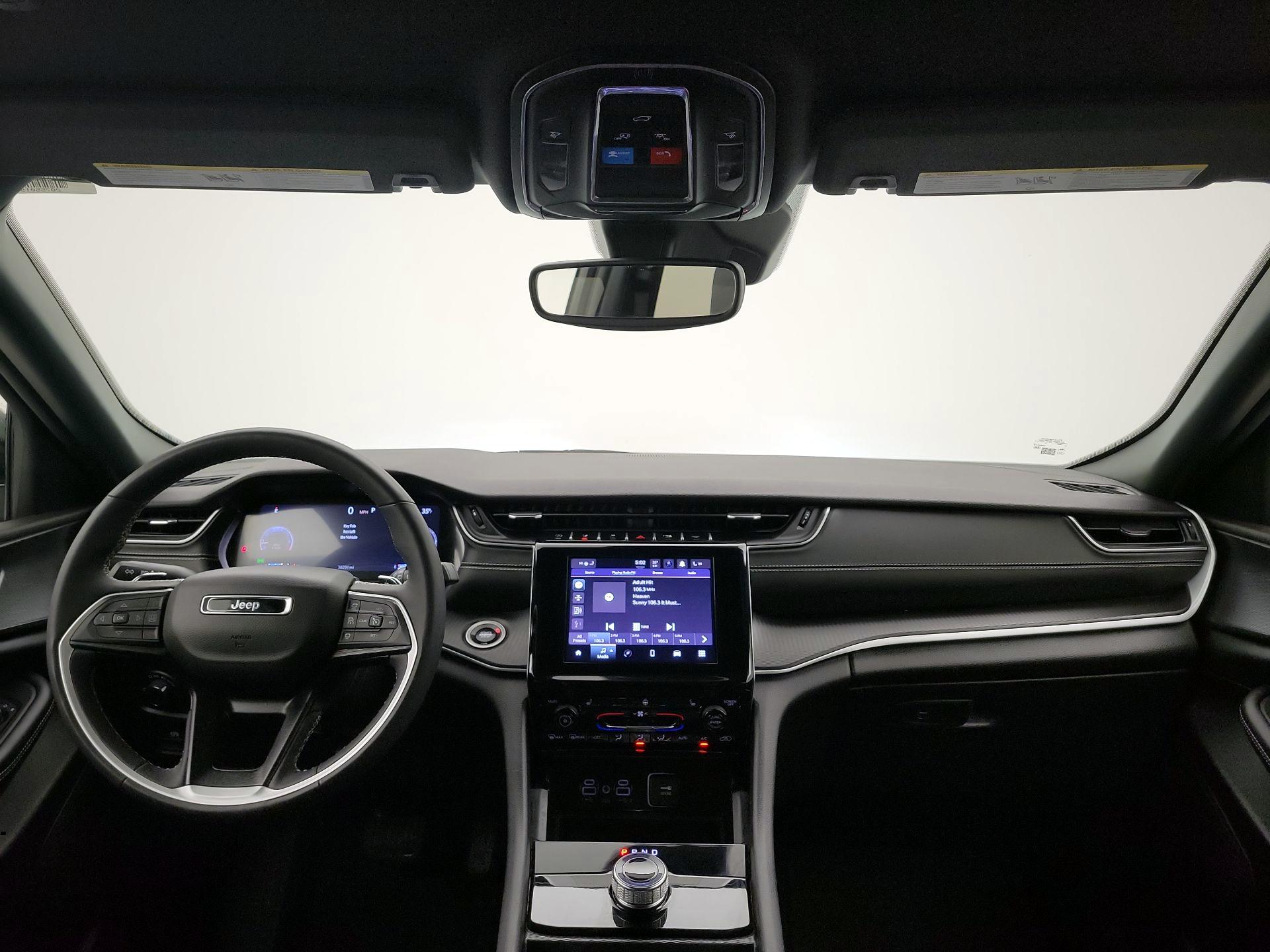 Thumbnail: 2024 Jeep Grand Cherokee - 9