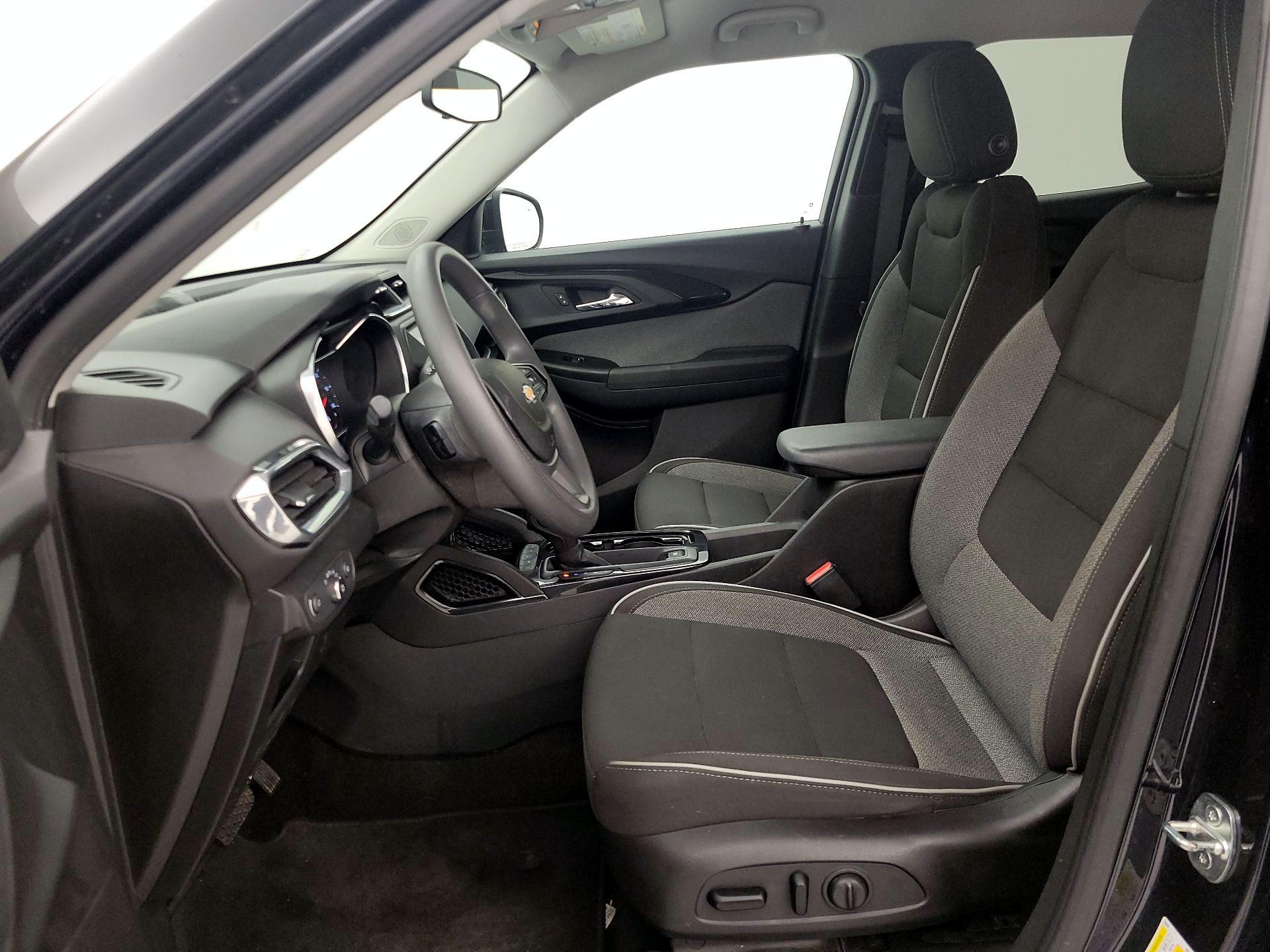 Thumbnail: 2021 Chevrolet TrailBlazer - 11