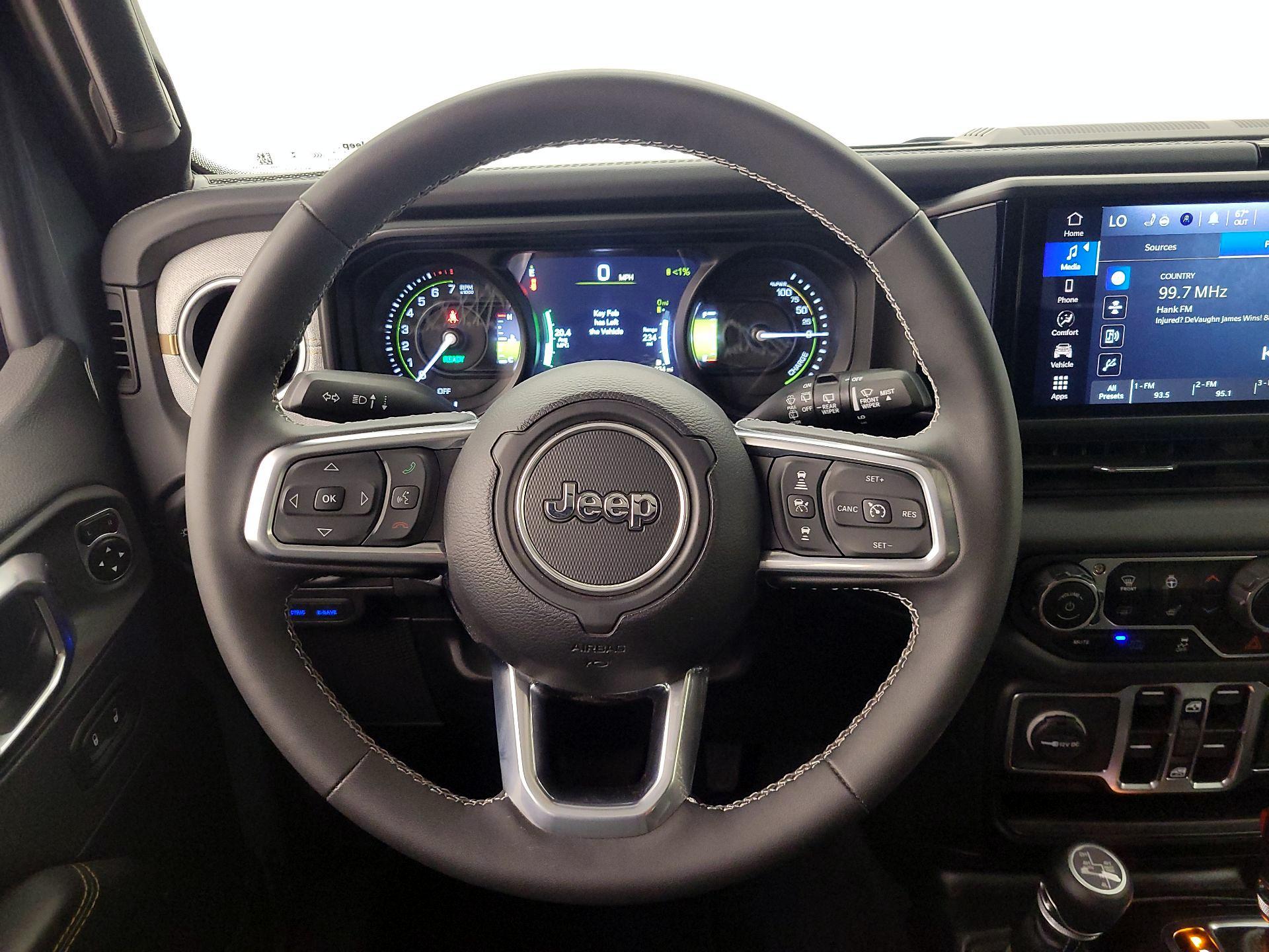 Thumbnail: 2025 Jeep Wrangler - 10