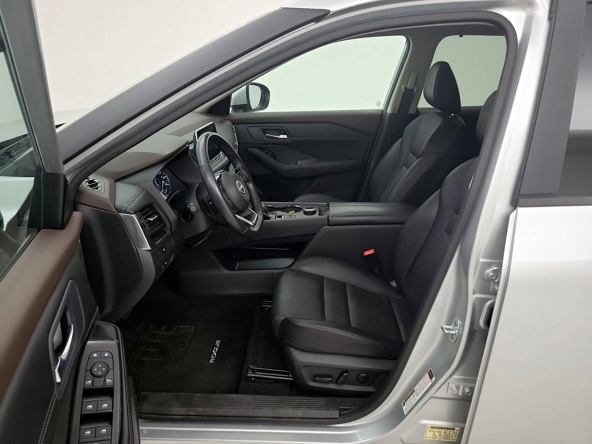 Thumbnail: 2023 Nissan Rogue - 11