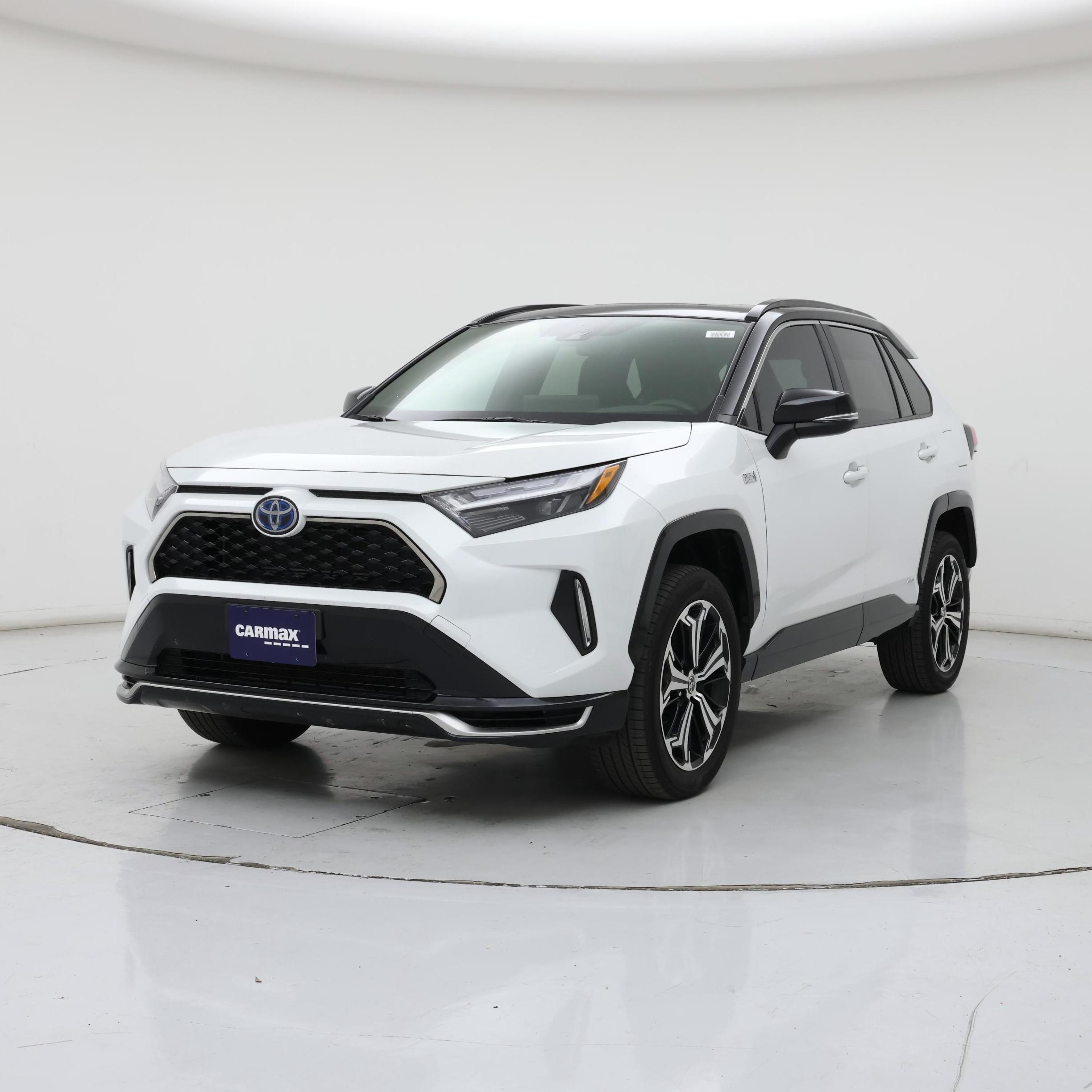 Thumbnail: 2023 Toyota RAV4 - 4