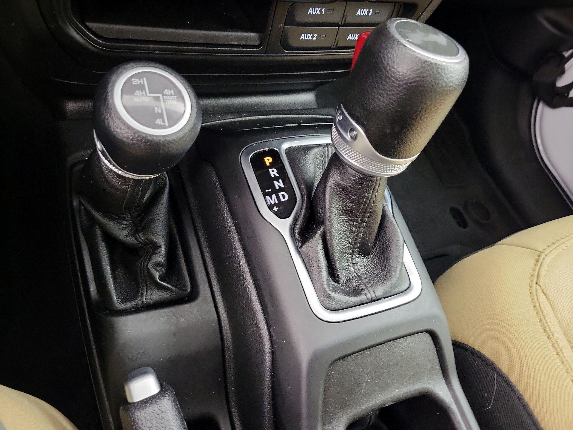 Thumbnail: 2023 Jeep Wrangler - 18