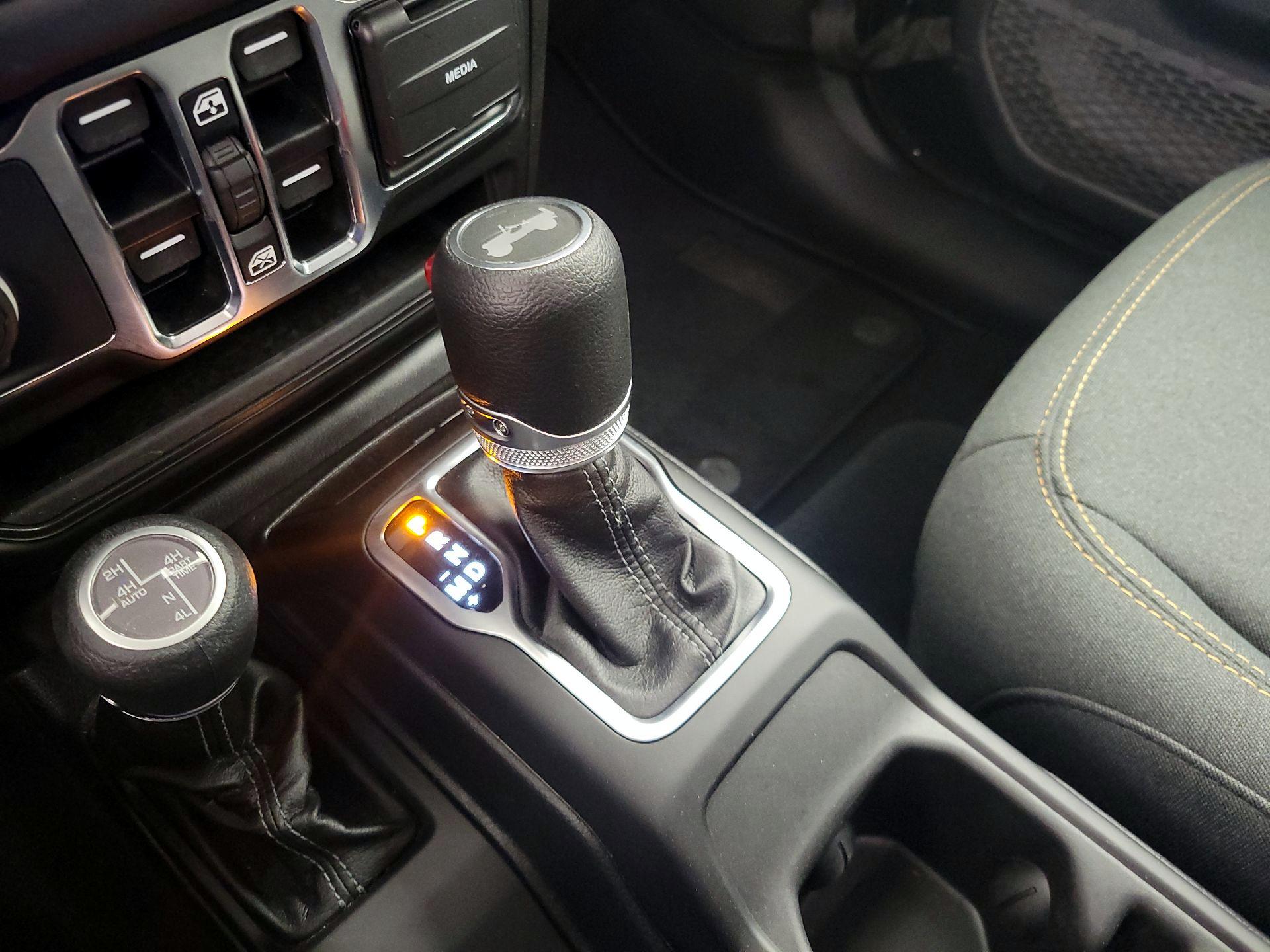 Thumbnail: 2025 Jeep Wrangler - 17