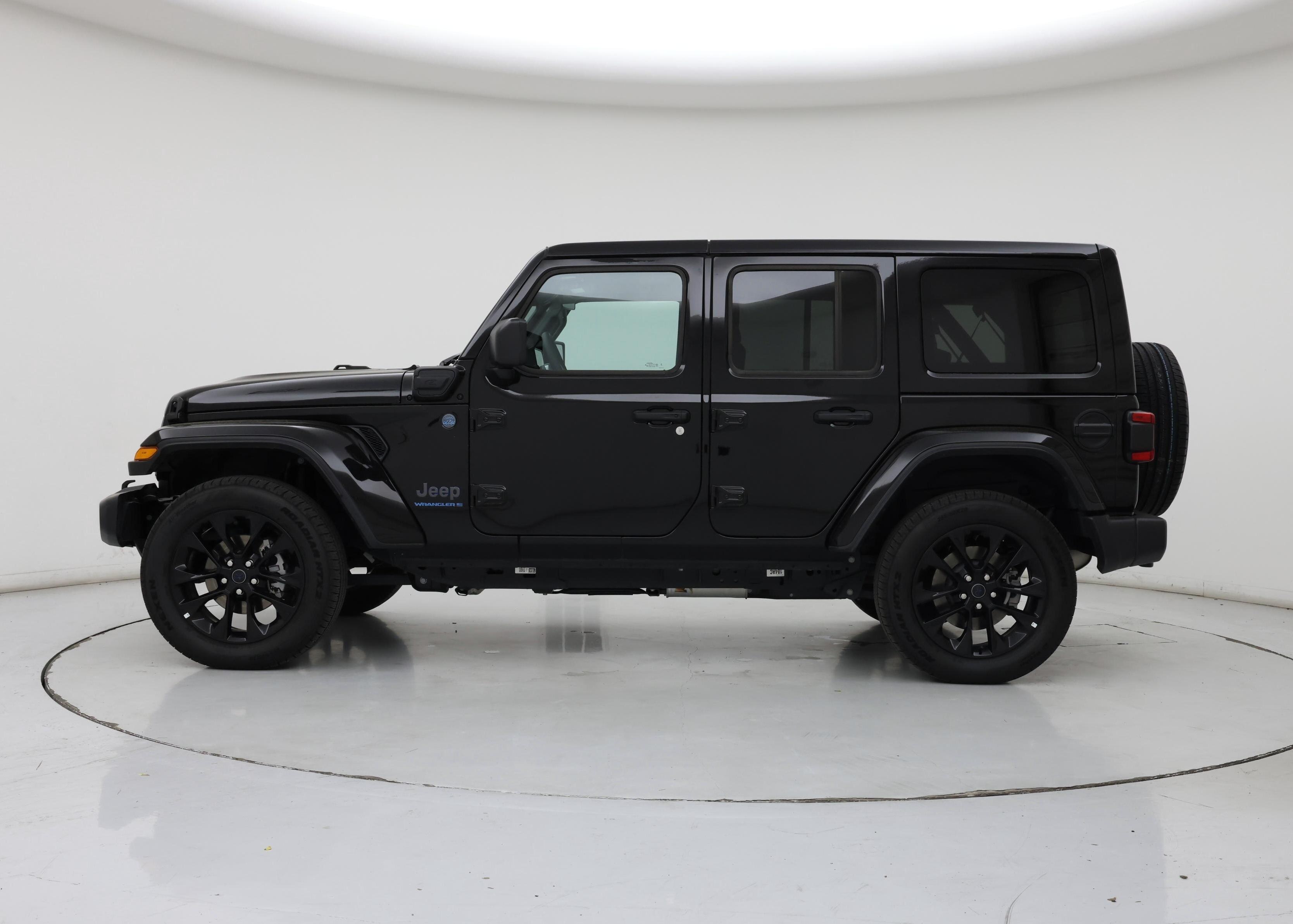 Thumbnail: 2025 Jeep Wrangler - 3