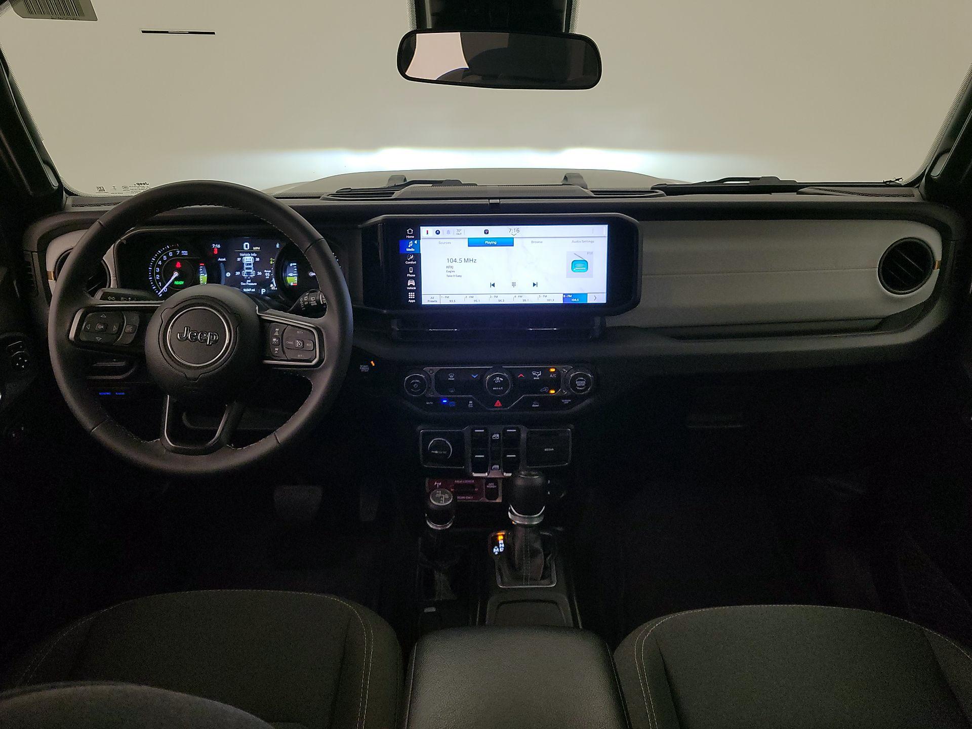 Thumbnail: 2025 Jeep Wrangler - 9