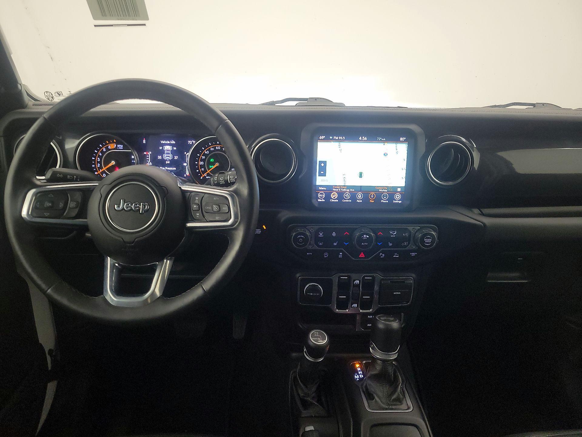 Thumbnail: 2021 Jeep Wrangler - 9