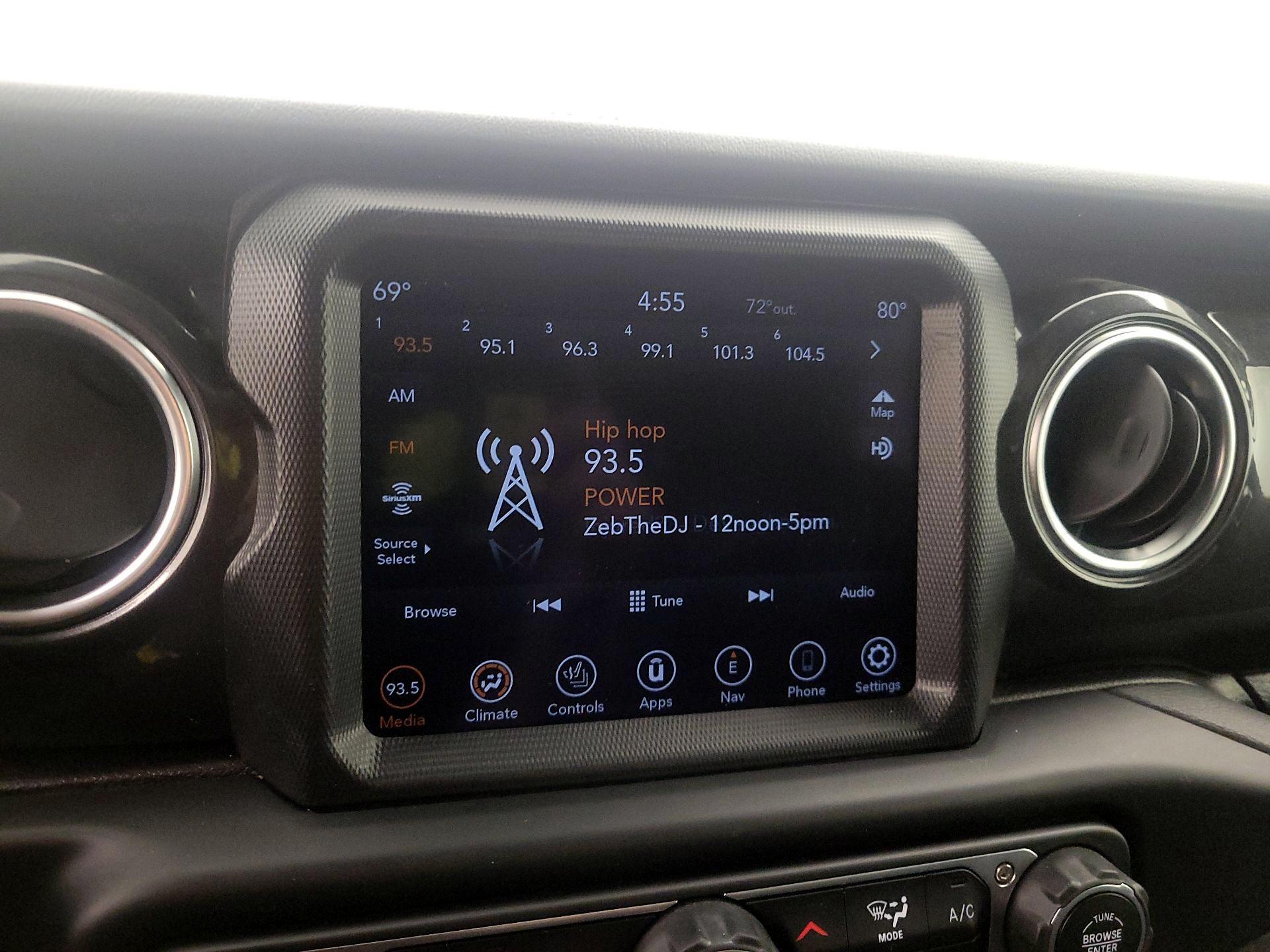 Thumbnail: 2021 Jeep Wrangler - 16