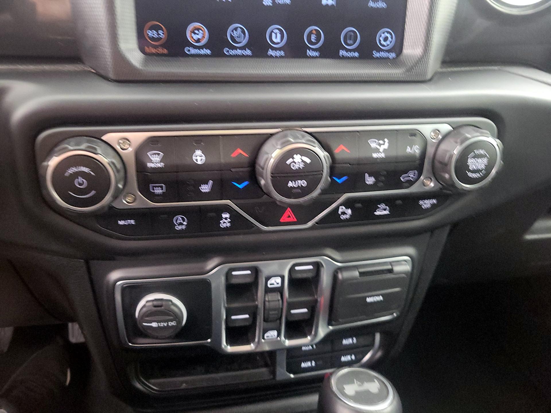 Thumbnail: 2021 Jeep Wrangler - 17