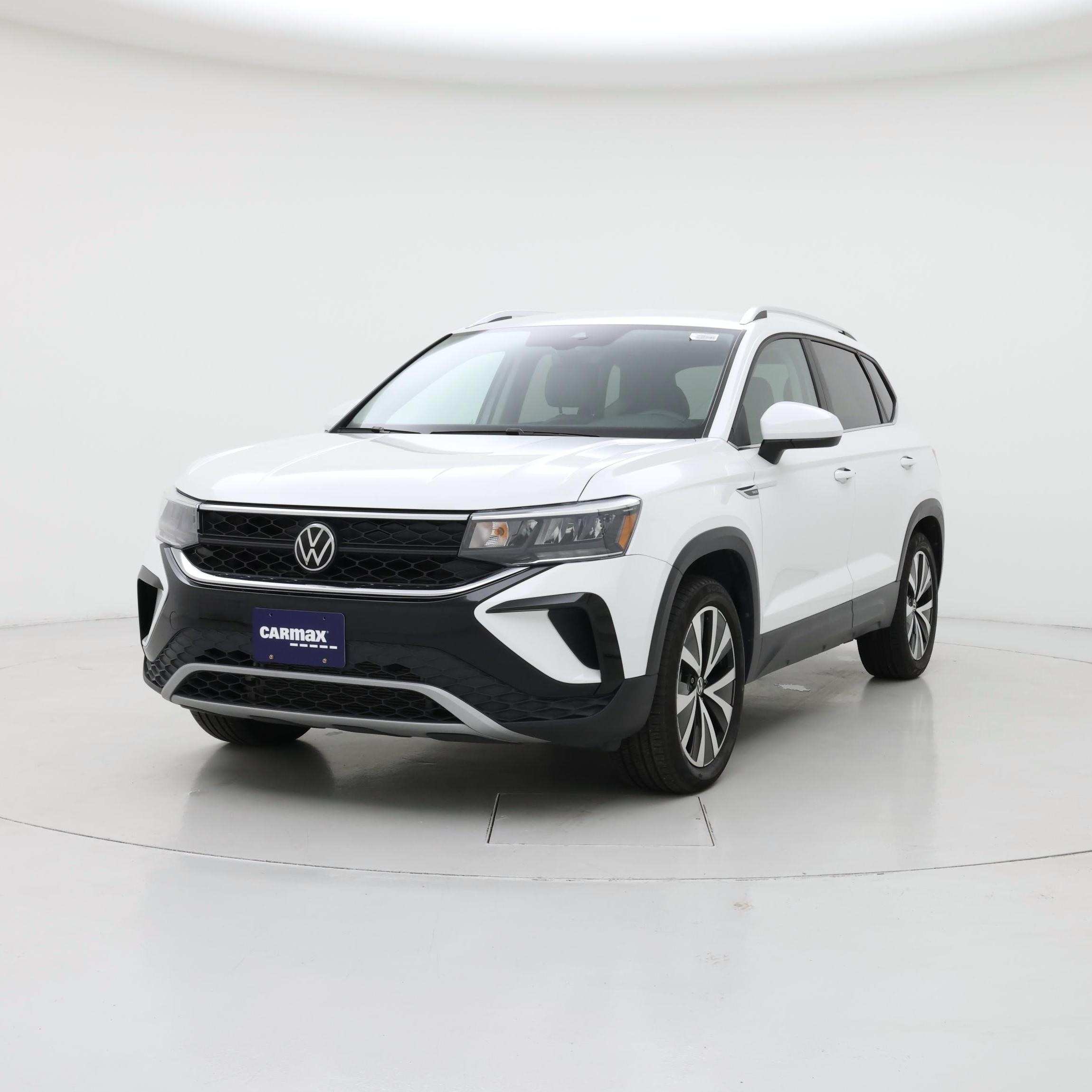 Thumbnail: 2023 Volkswagen Taos - 4