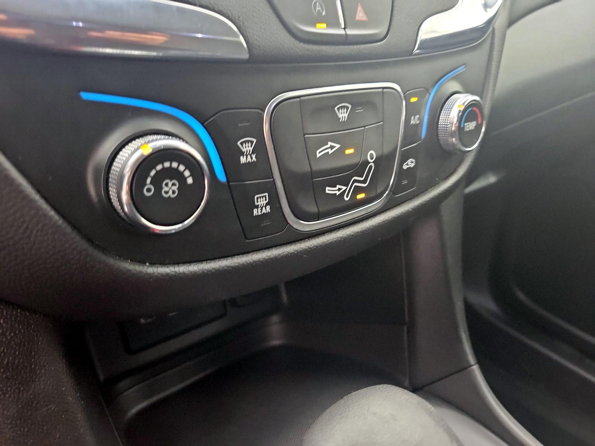 Thumbnail: 2023 Chevrolet Equinox - 16