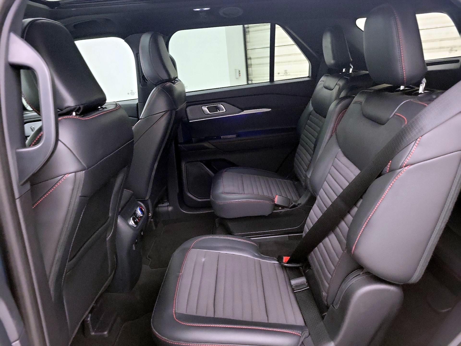 Thumbnail: 2025 Ford Explorer - 20