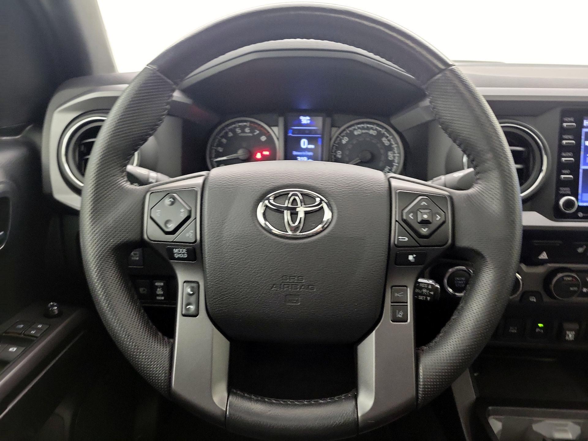 Thumbnail: 2021 Toyota Tacoma - 10