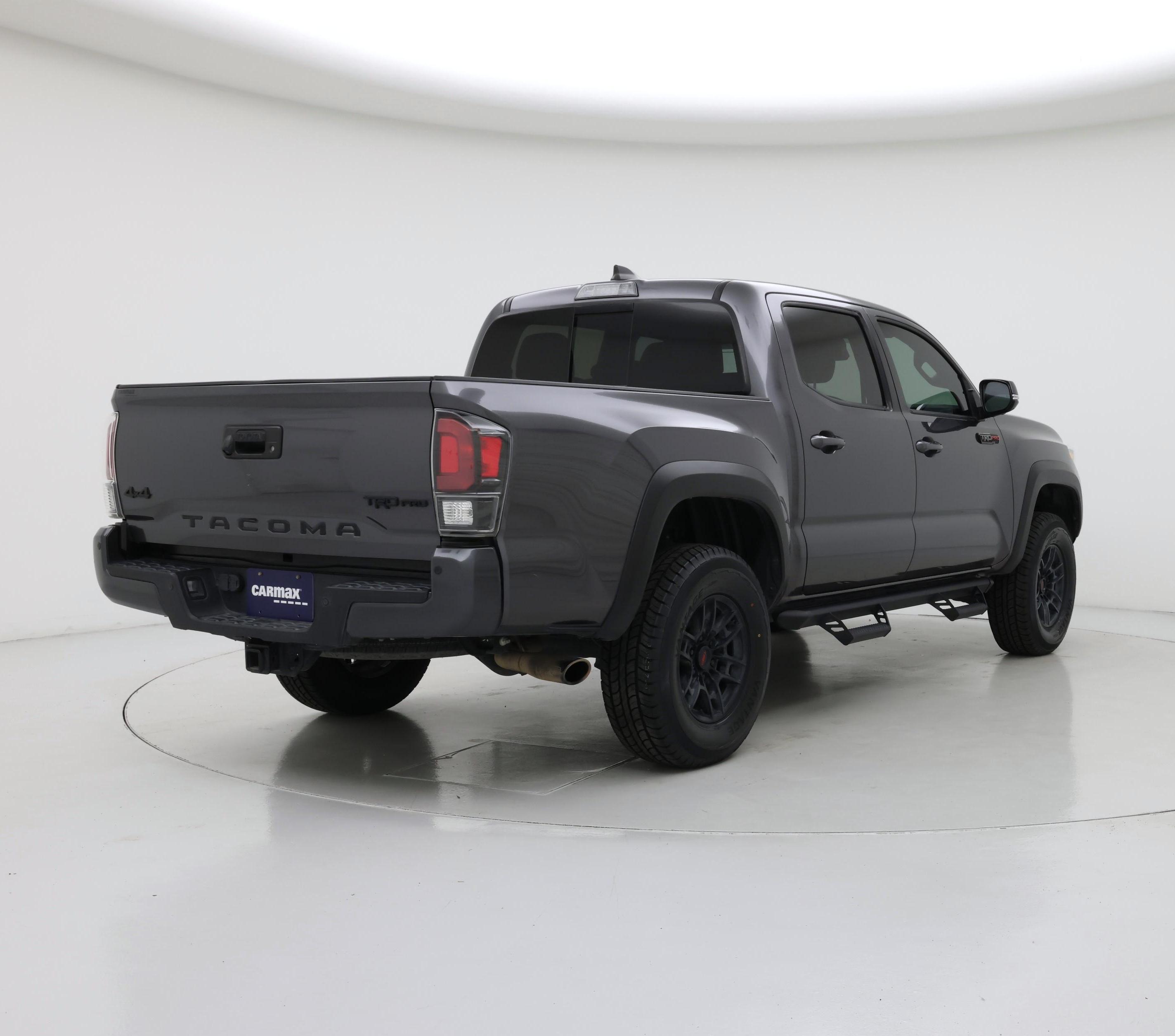 Thumbnail: 2021 Toyota Tacoma - 8