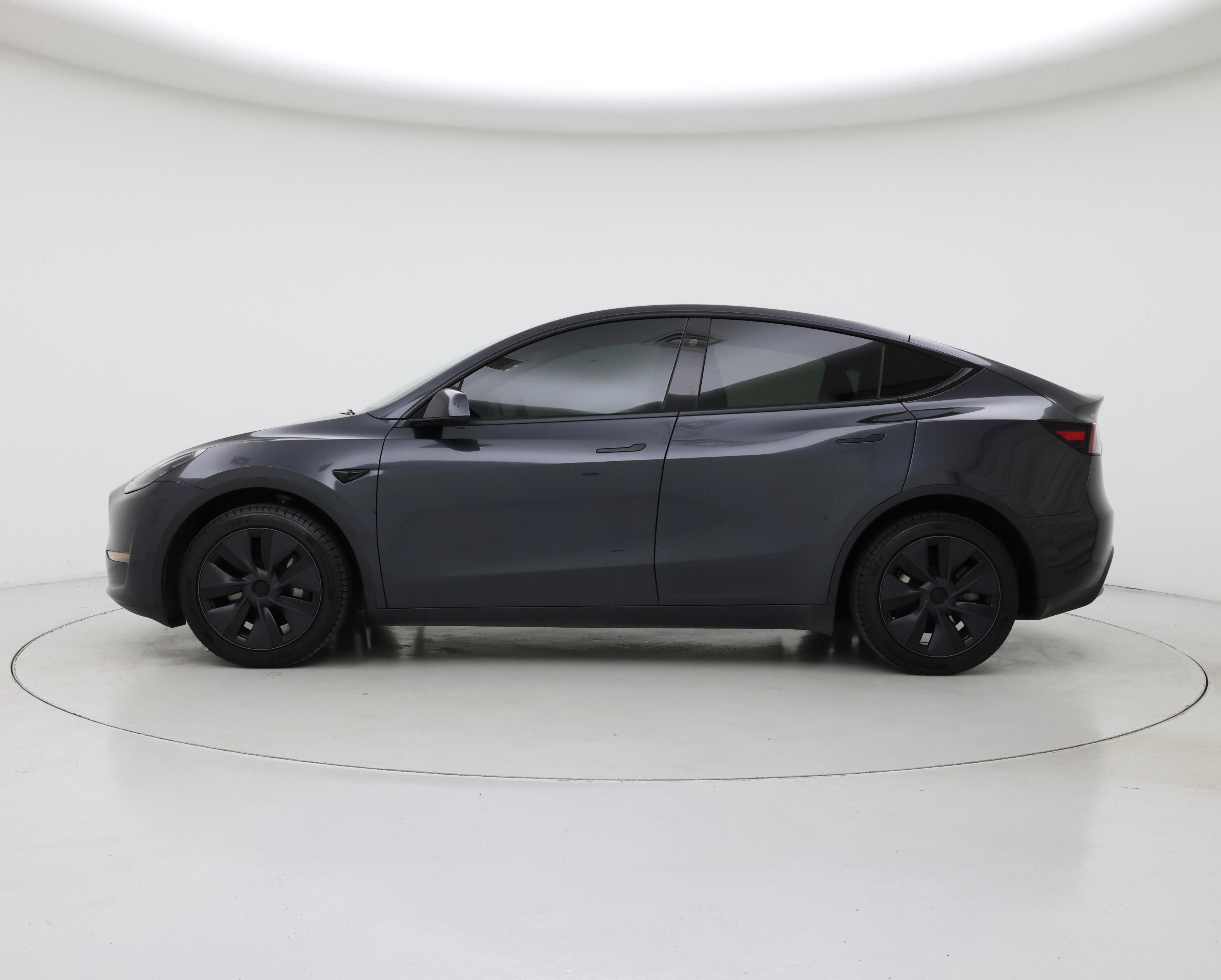 Thumbnail: 2025 Tesla Model Y - 3
