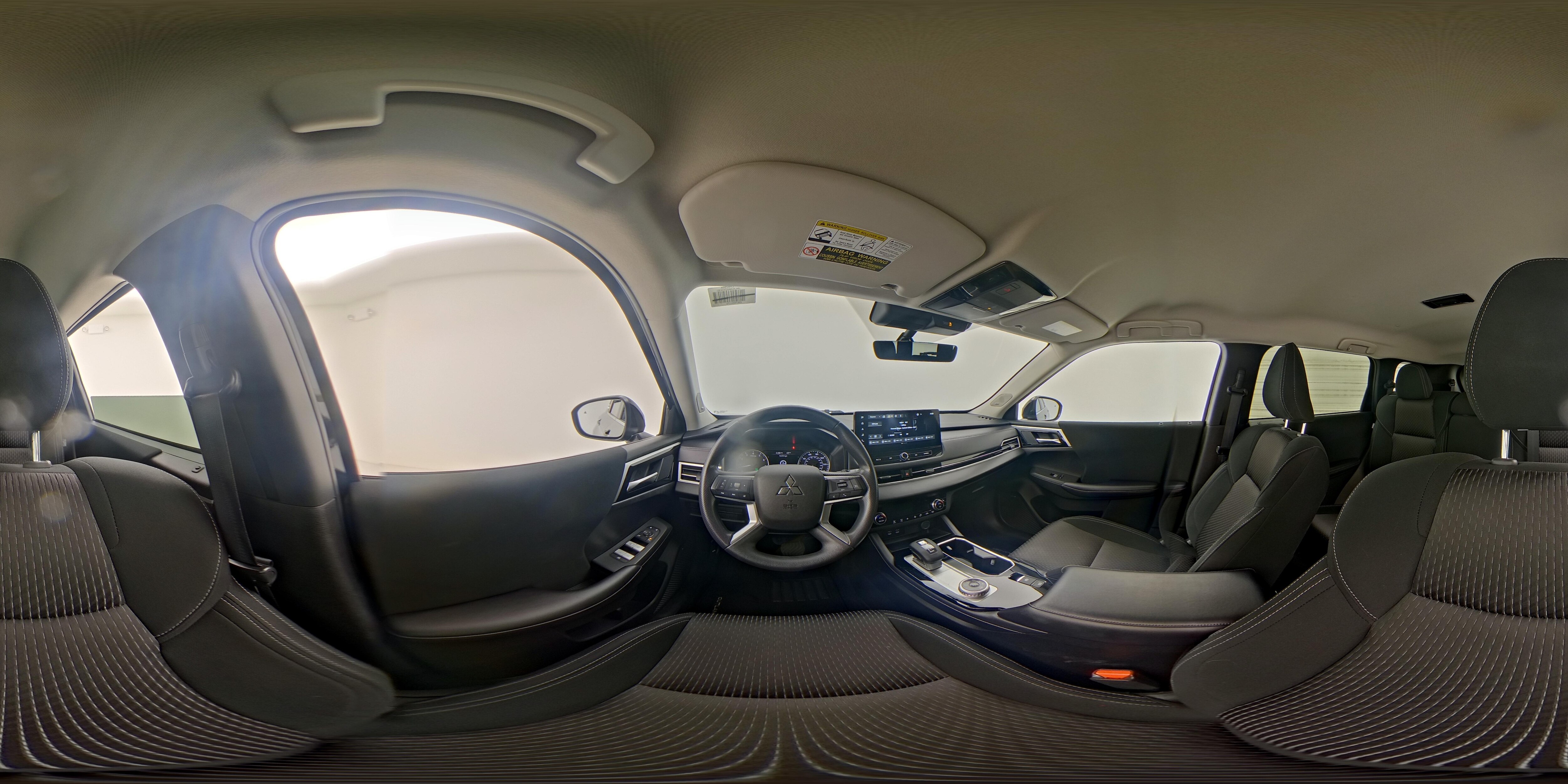 2025 Mitsubishi Outlander ES - Photo 29