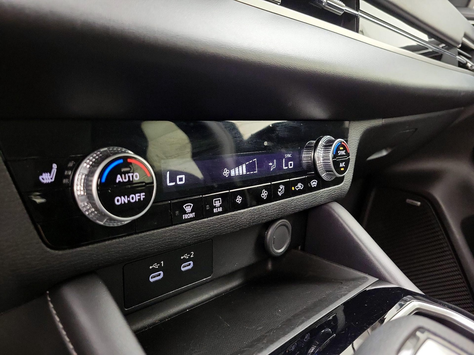 2025 Mitsubishi Outlander ES - Photo 18