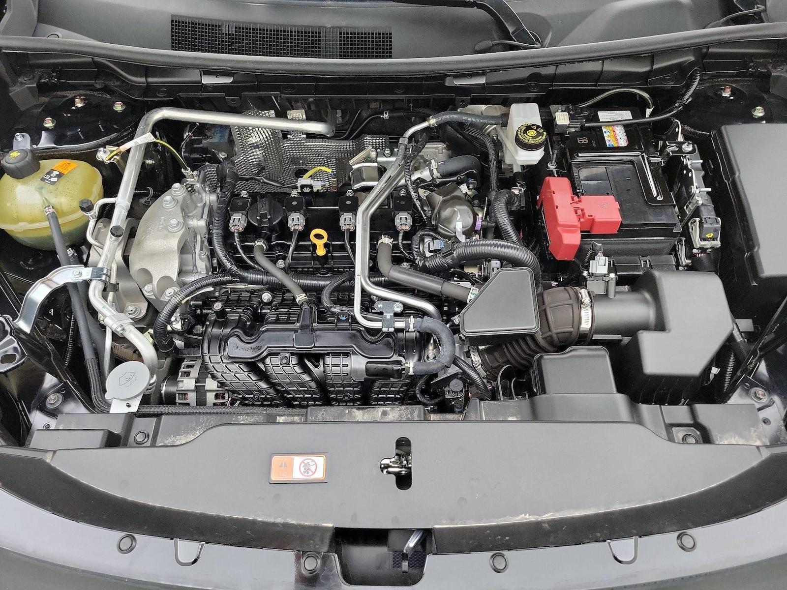2025 Mitsubishi Outlander ES - Photo 25