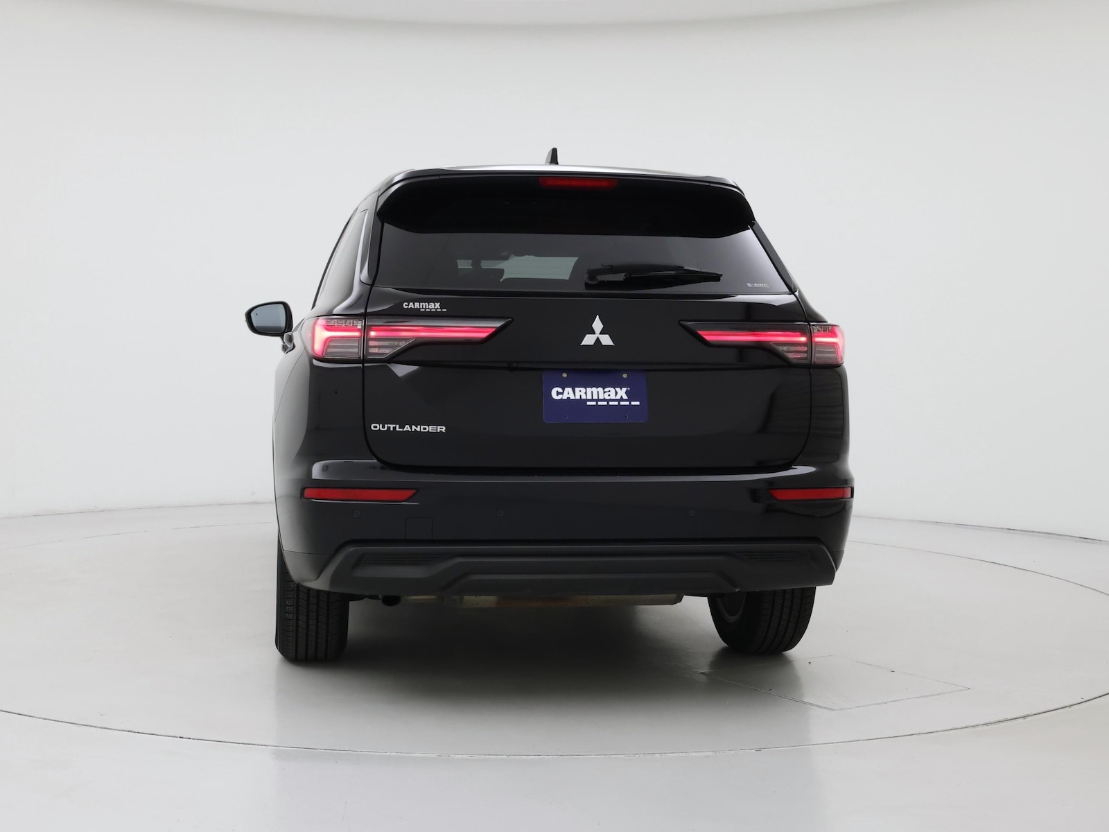 2025 Mitsubishi Outlander ES - Photo 7