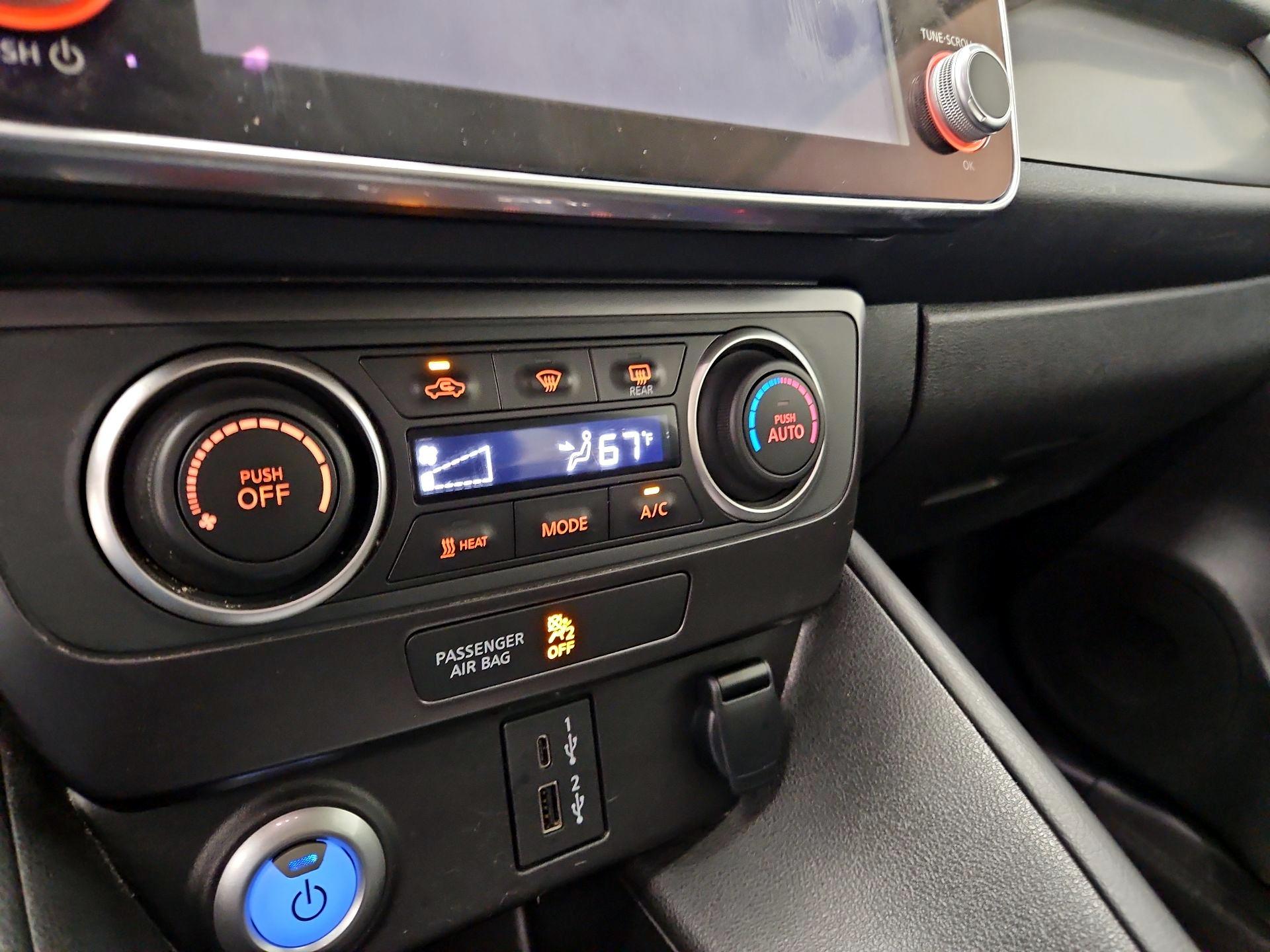 Thumbnail: 2025 Nissan Leaf - 16