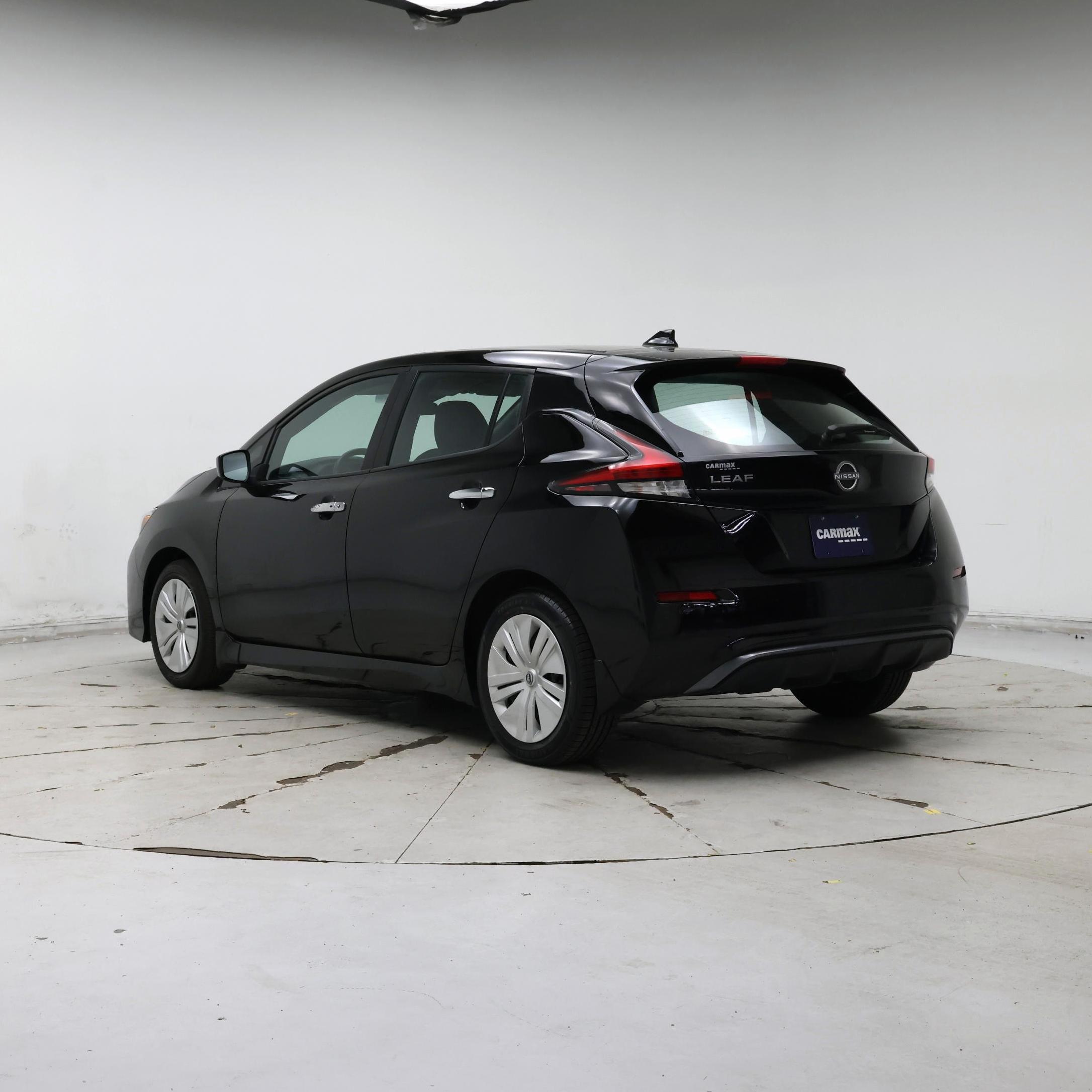 Thumbnail: 2025 Nissan Leaf - 2