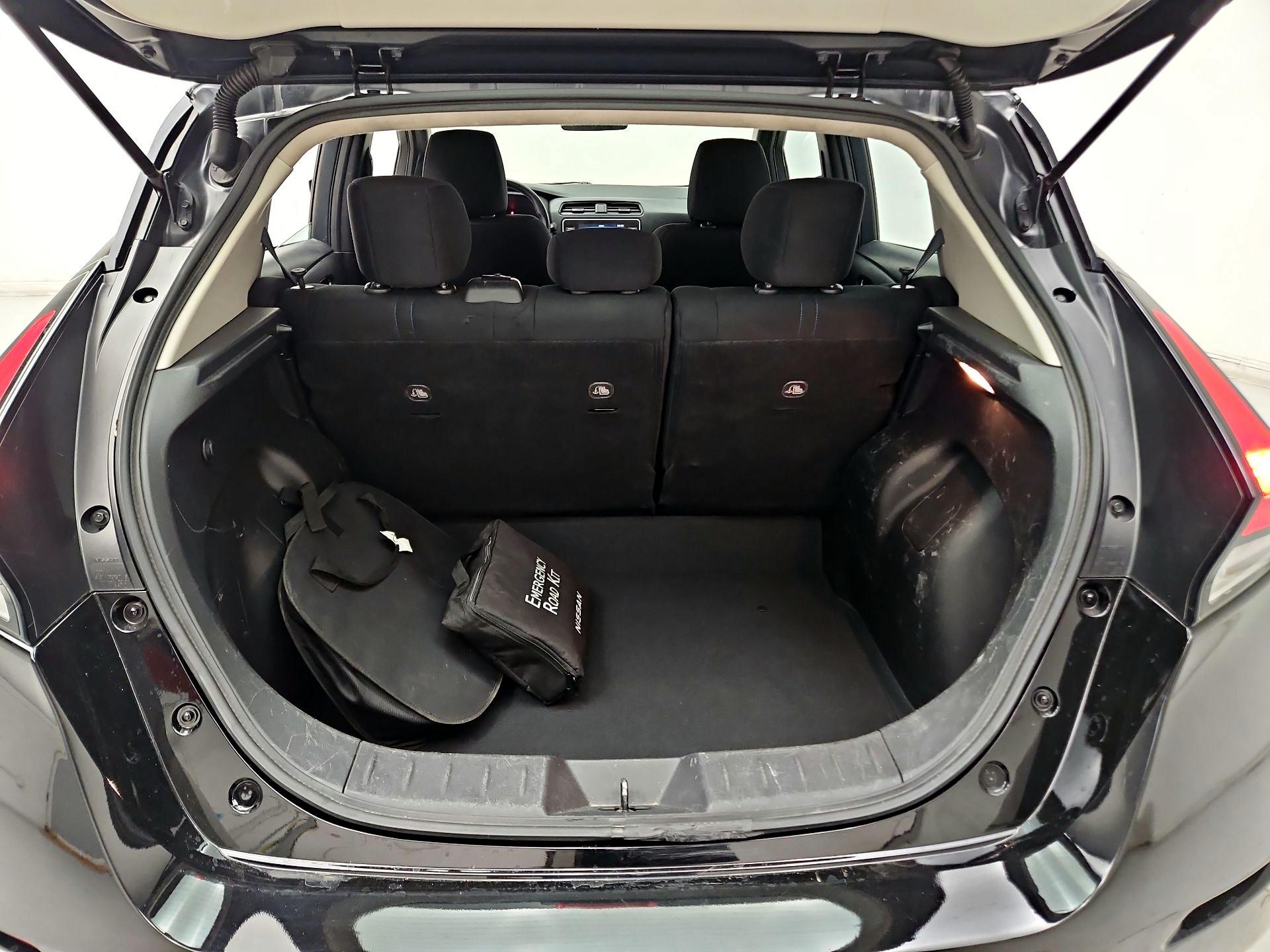 Thumbnail: 2025 Nissan Leaf - 20