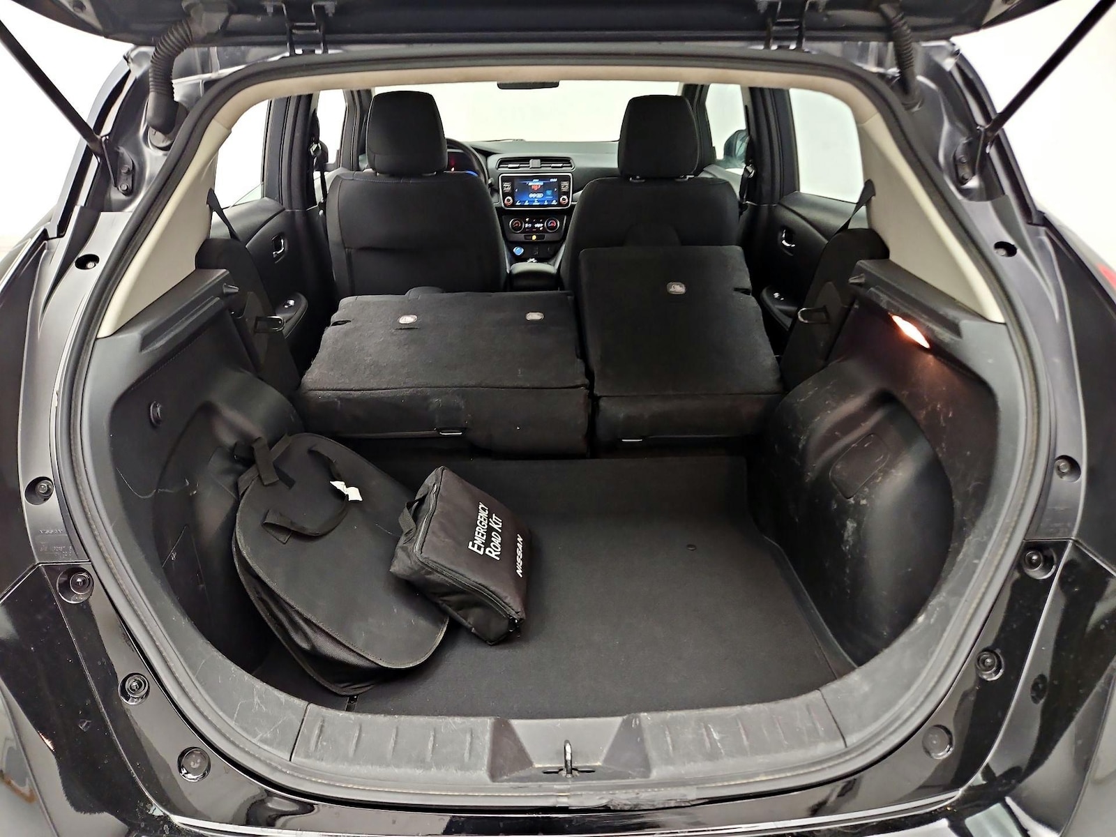 2025 Nissan Leaf S - Photo 22