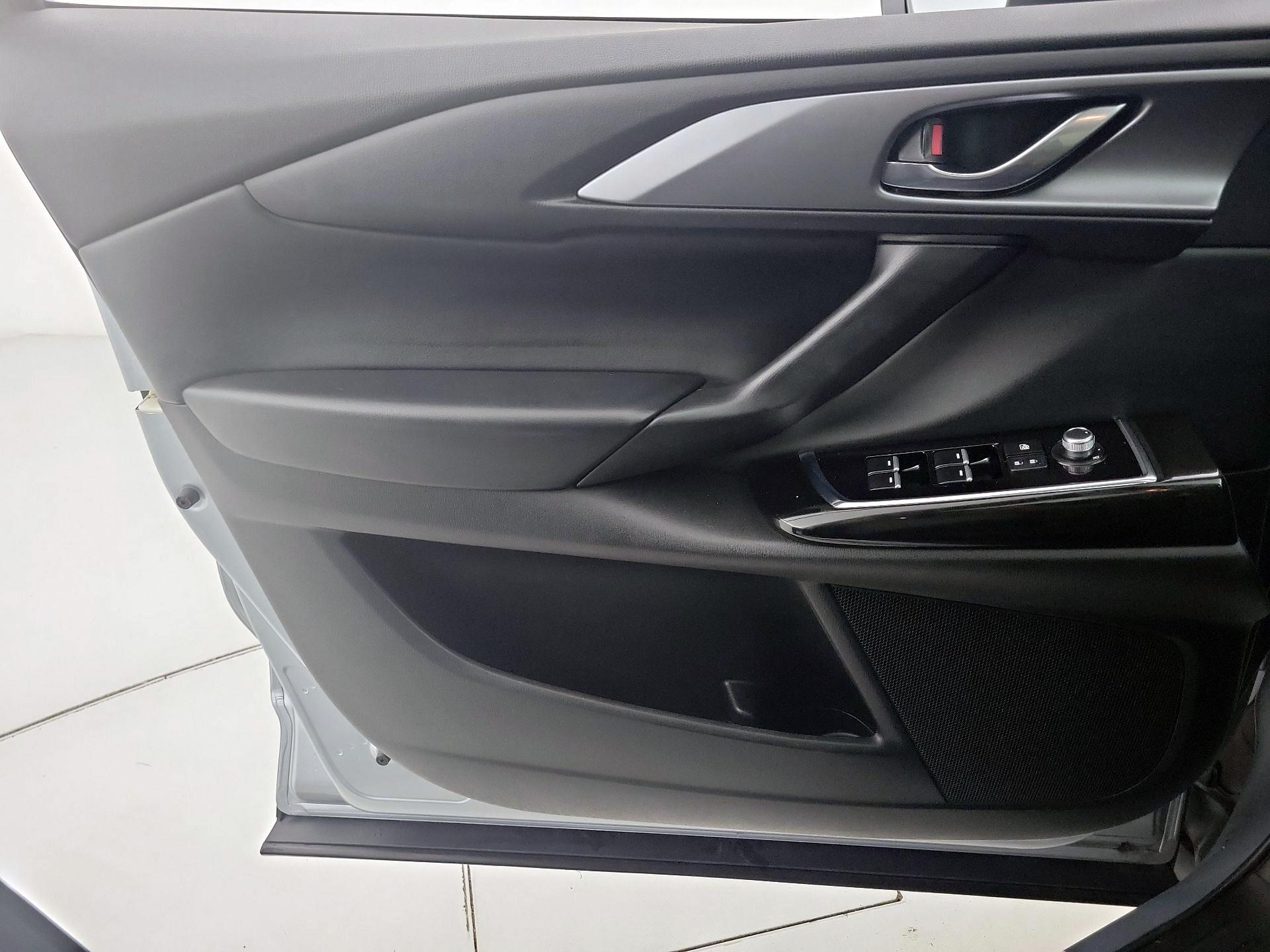 Thumbnail: 2023 Mazda CX-9 - 12