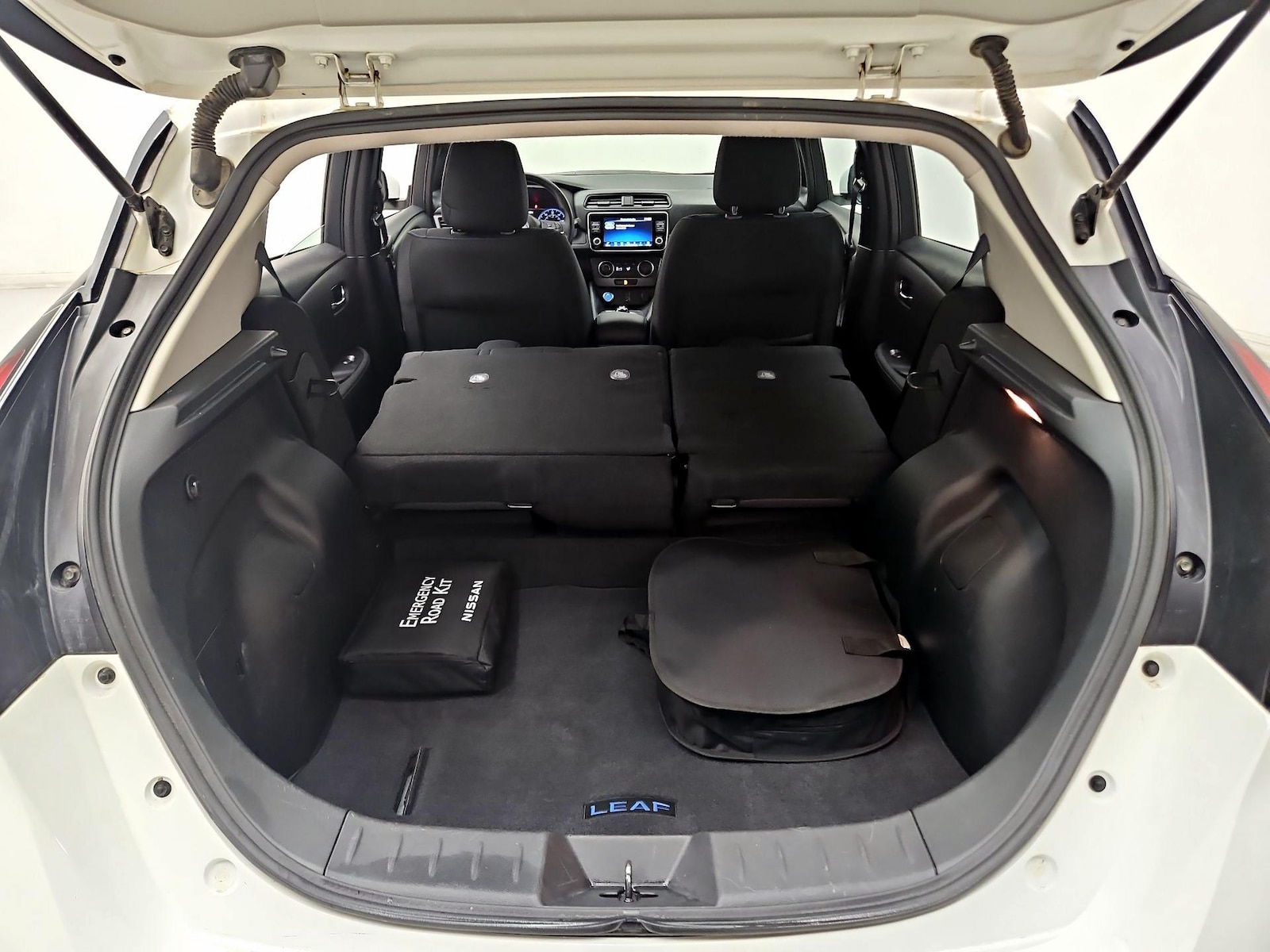 2025 Nissan Leaf S - Photo 22