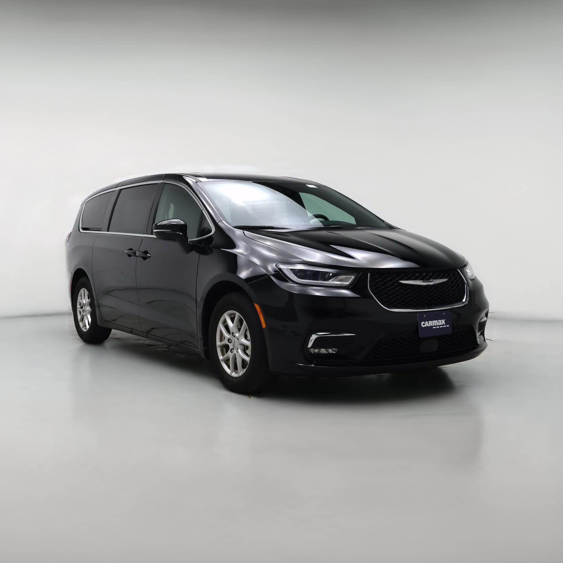 Thumbnail: 2025 Chrysler Pacifica - 1