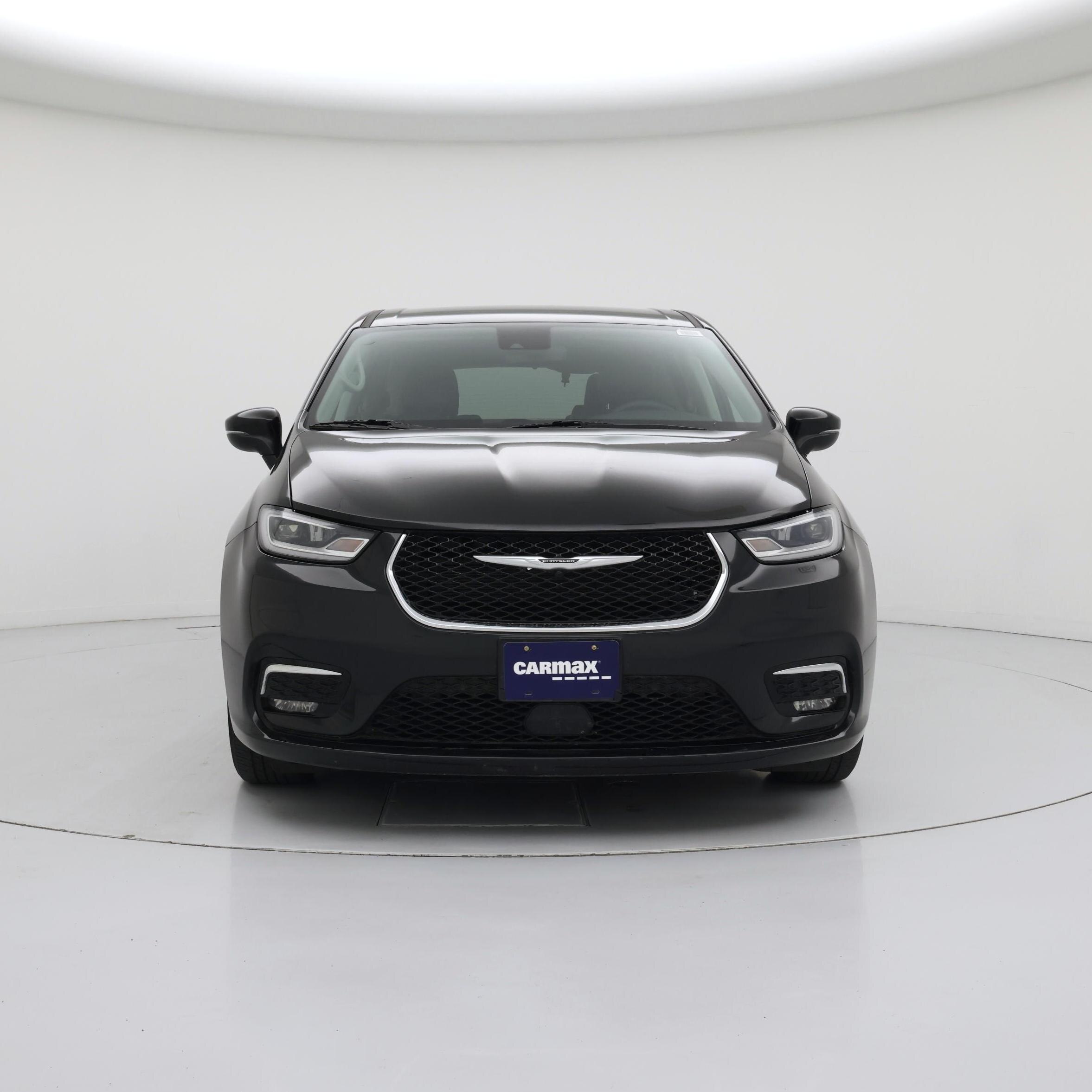 Thumbnail: 2023 Chrysler Pacifica - 5