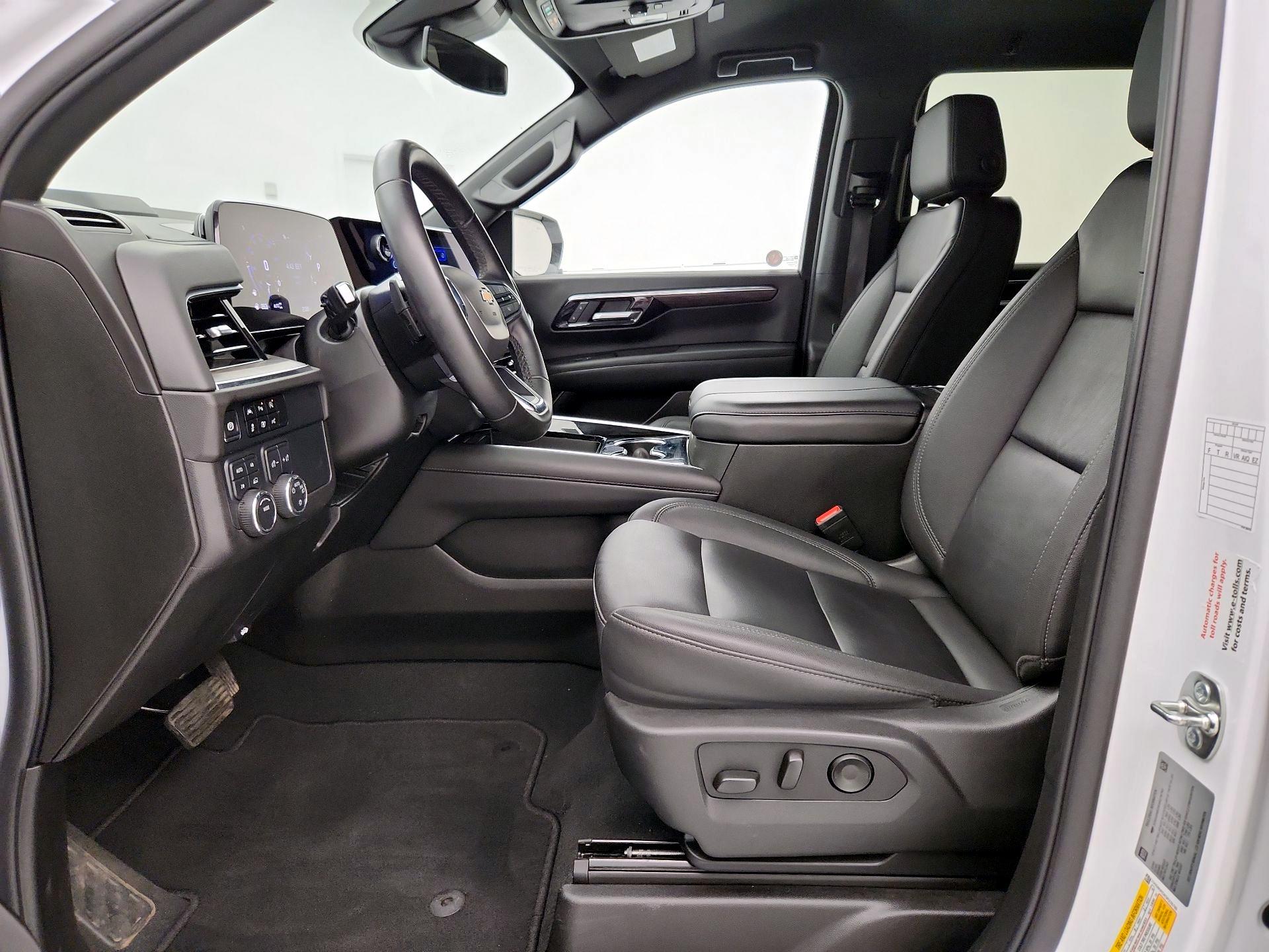 Thumbnail: 2025 Chevrolet Tahoe - 11