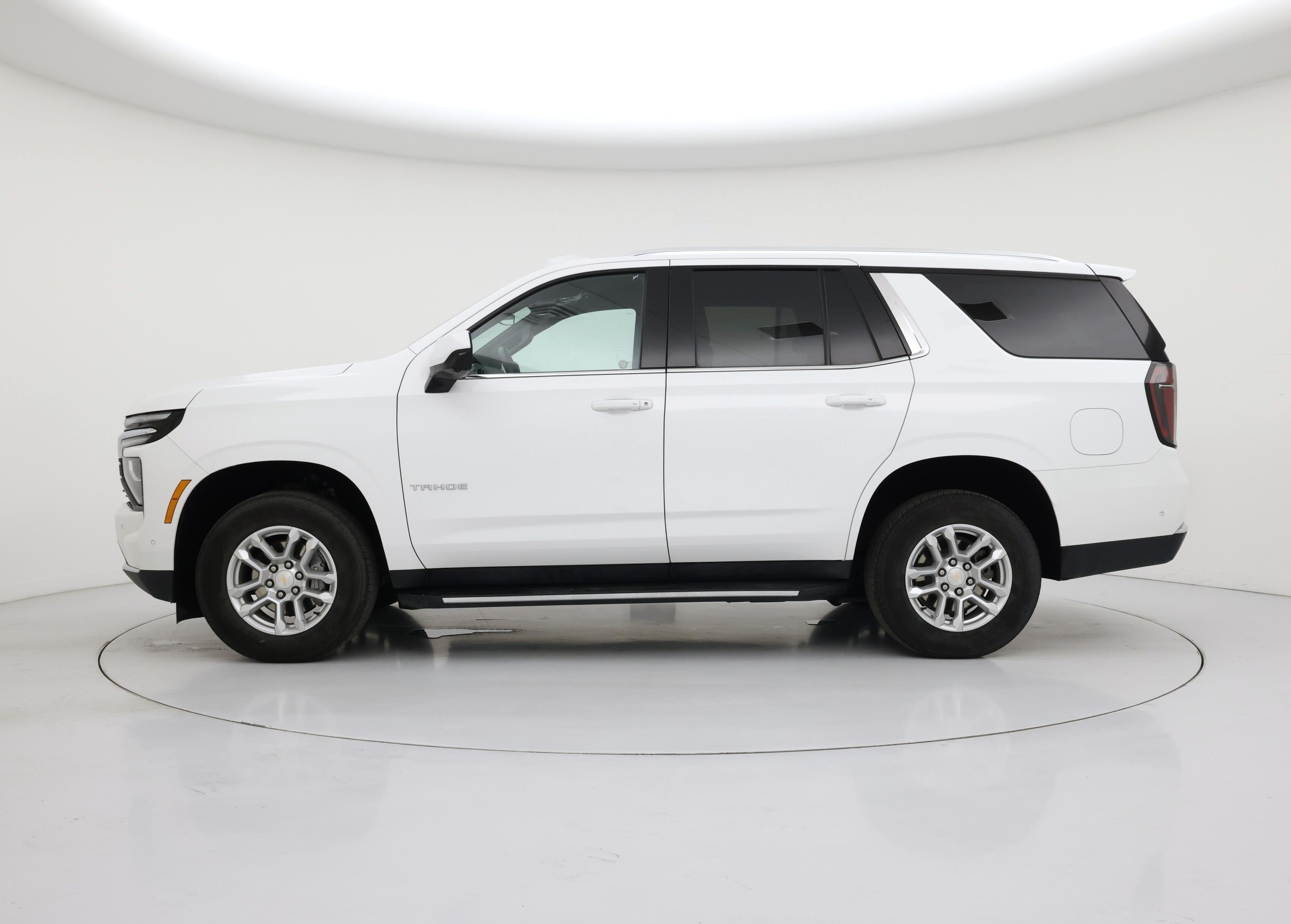 Thumbnail: 2025 Chevrolet Tahoe - 3