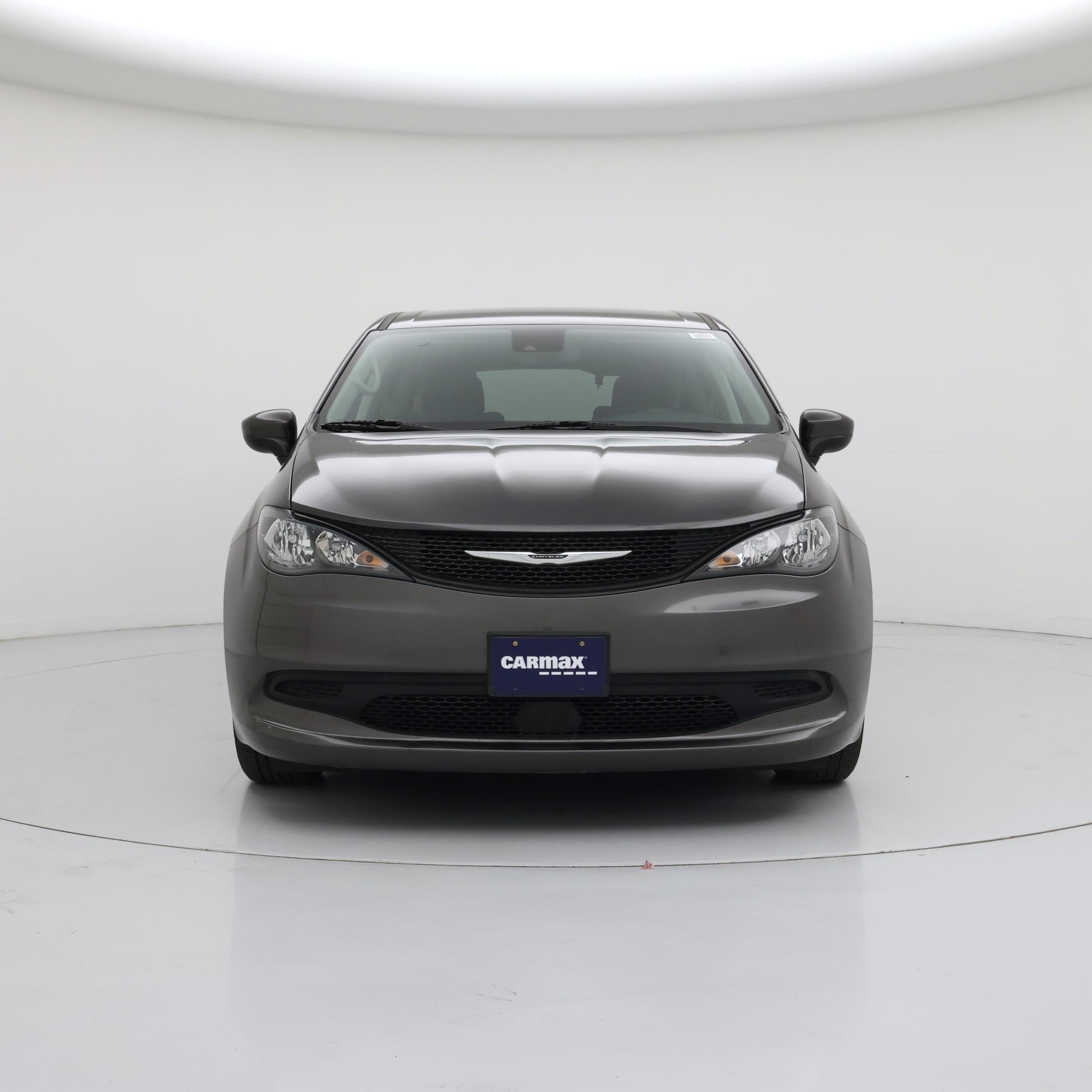 Thumbnail: 2023 Chrysler Voyager - 5
