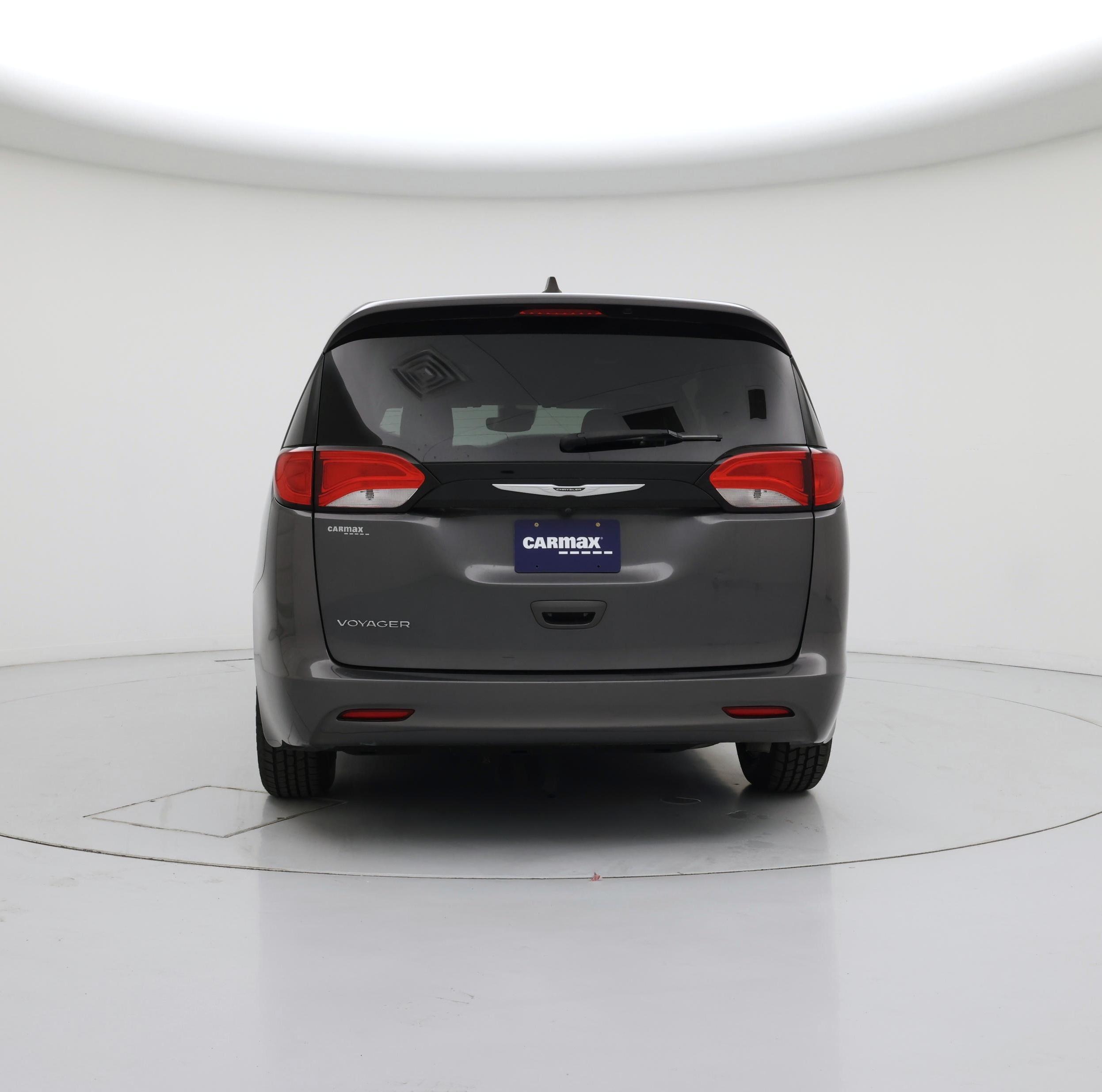 Thumbnail: 2023 Chrysler Voyager - 6