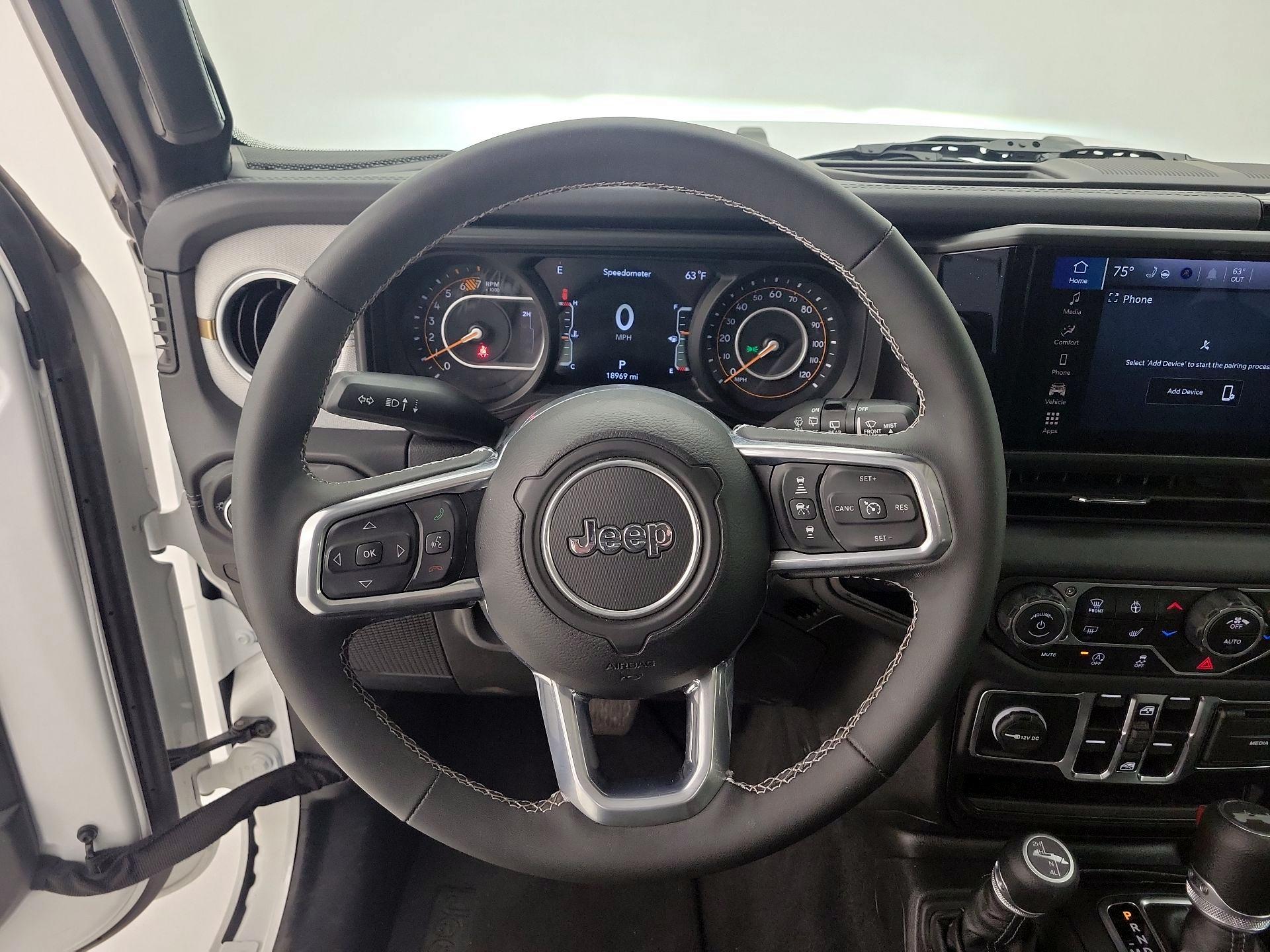 Thumbnail: 2025 Jeep Wrangler - 10