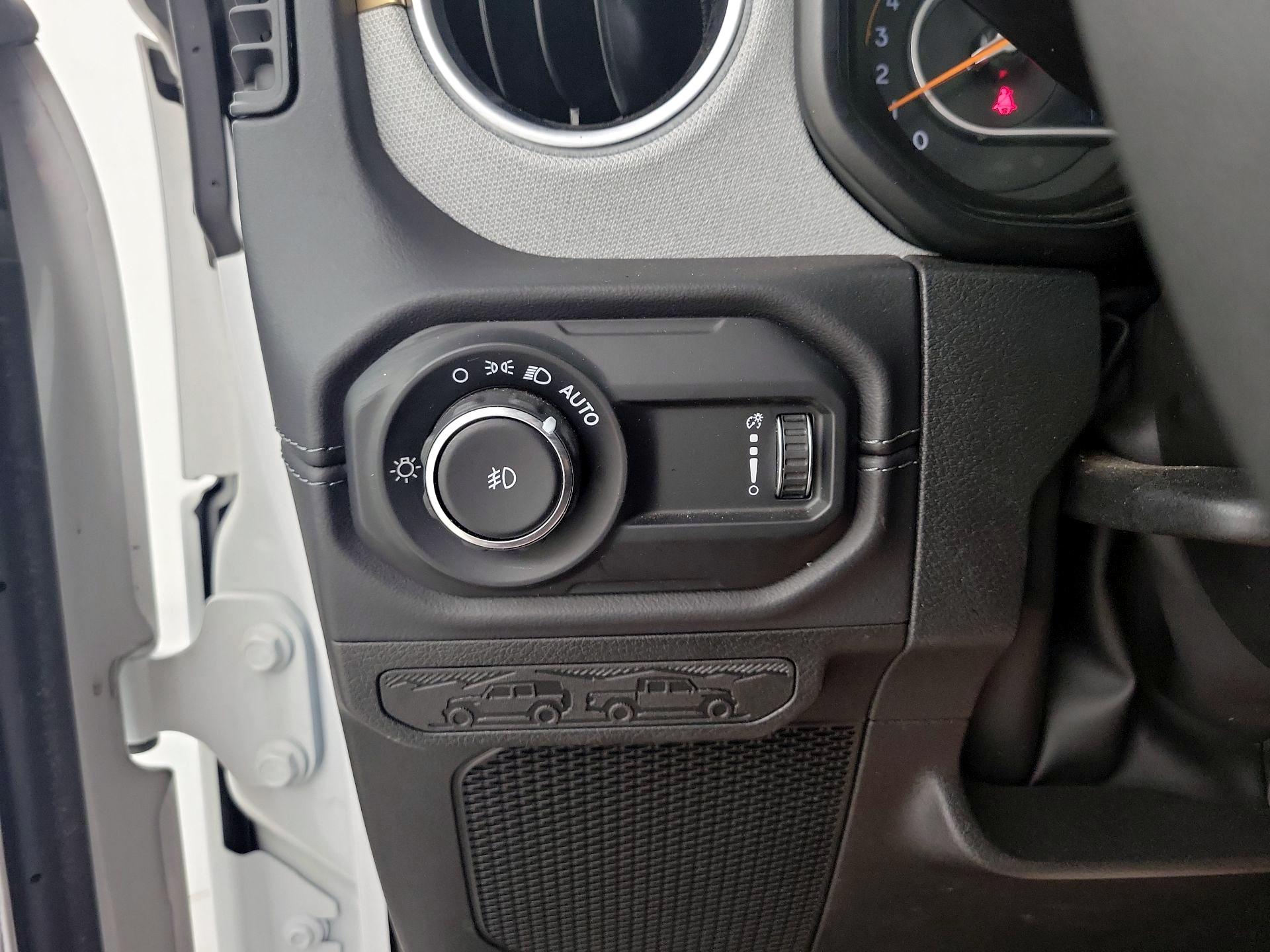 Thumbnail: 2025 Jeep Wrangler - 13