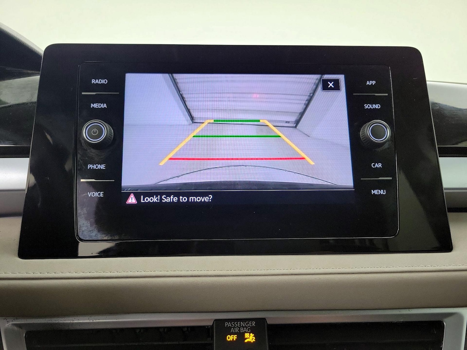 2025 Volkswagen Taos SE - Photo 15