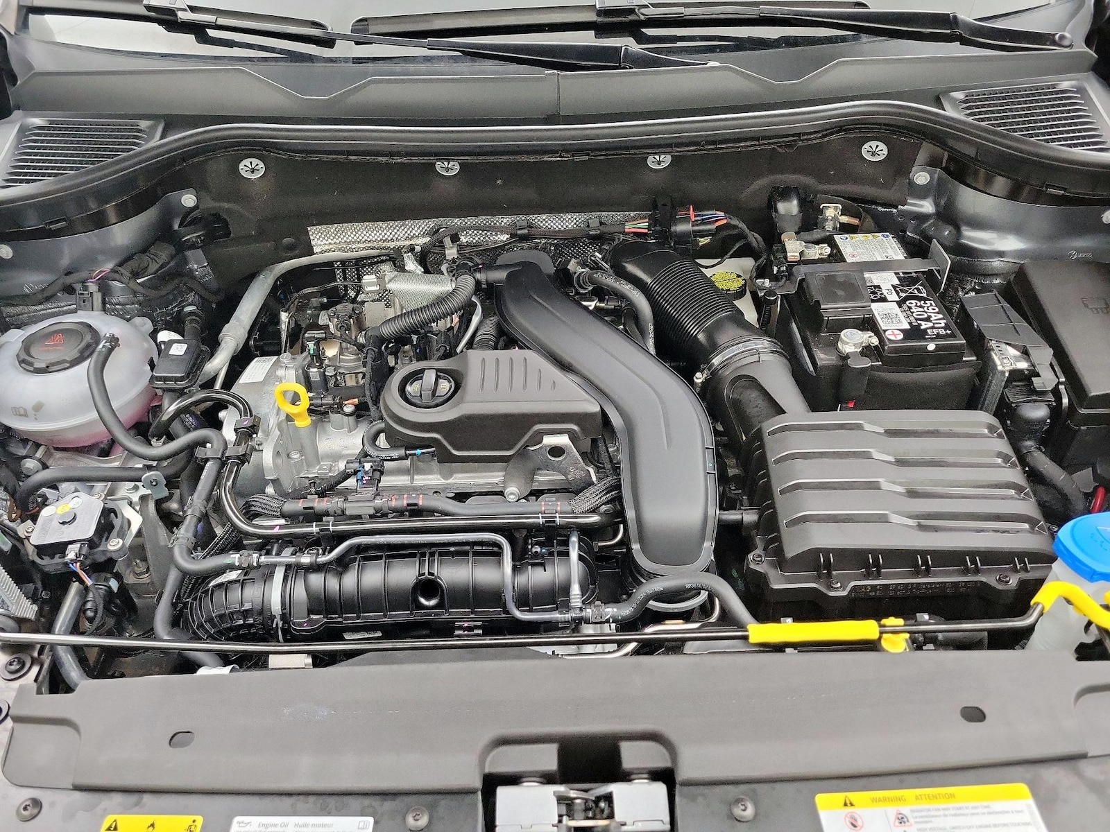 2025 Volkswagen Taos SE - Photo 22