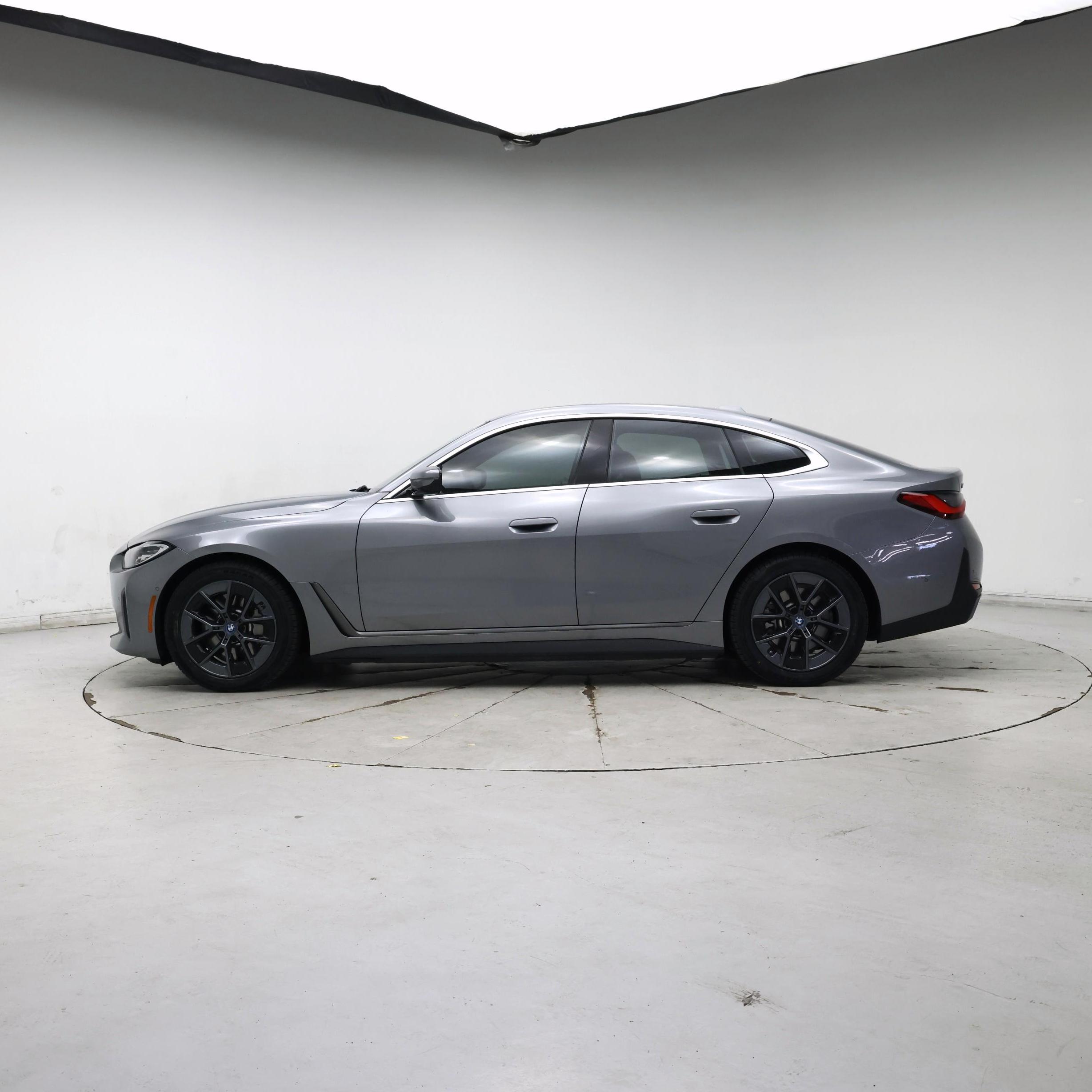 Thumbnail: 2023 BMW i4 - 3